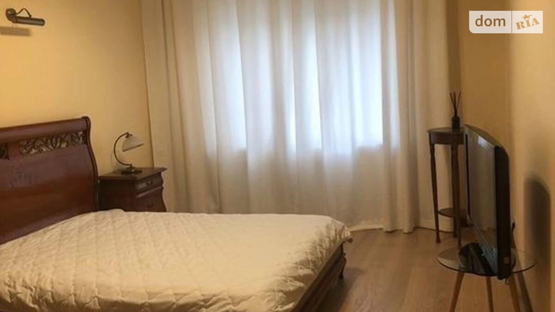 Продается 3-комнатная квартира 95 кв. м в Киеве, ул. Гоголевская, 2А - фото 2