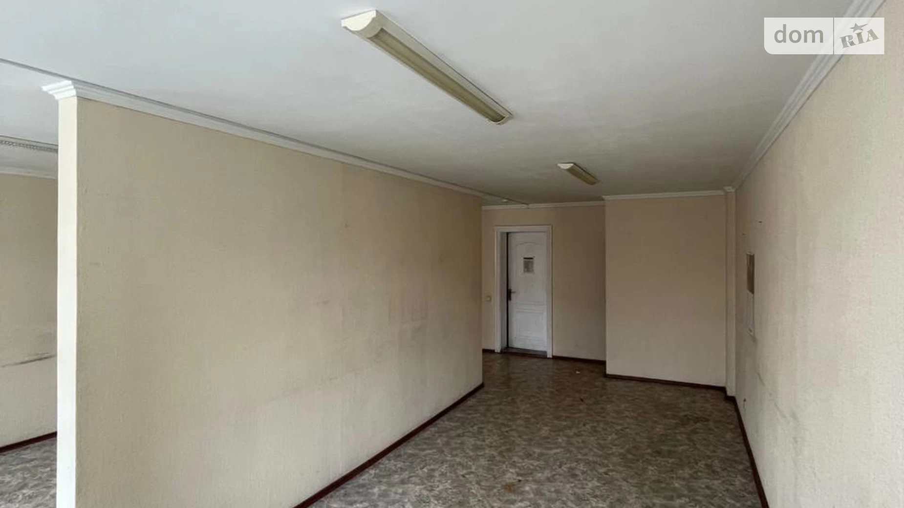 Сдается в аренду офис 44.5 кв. м в бизнес-центре, цена: 15575 грн - фото 4