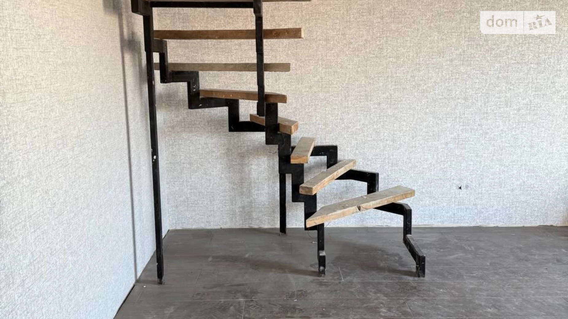 Продается дом на 2 этажа 102.7 кв. м с садом, цена: 75000 $ - фото 3