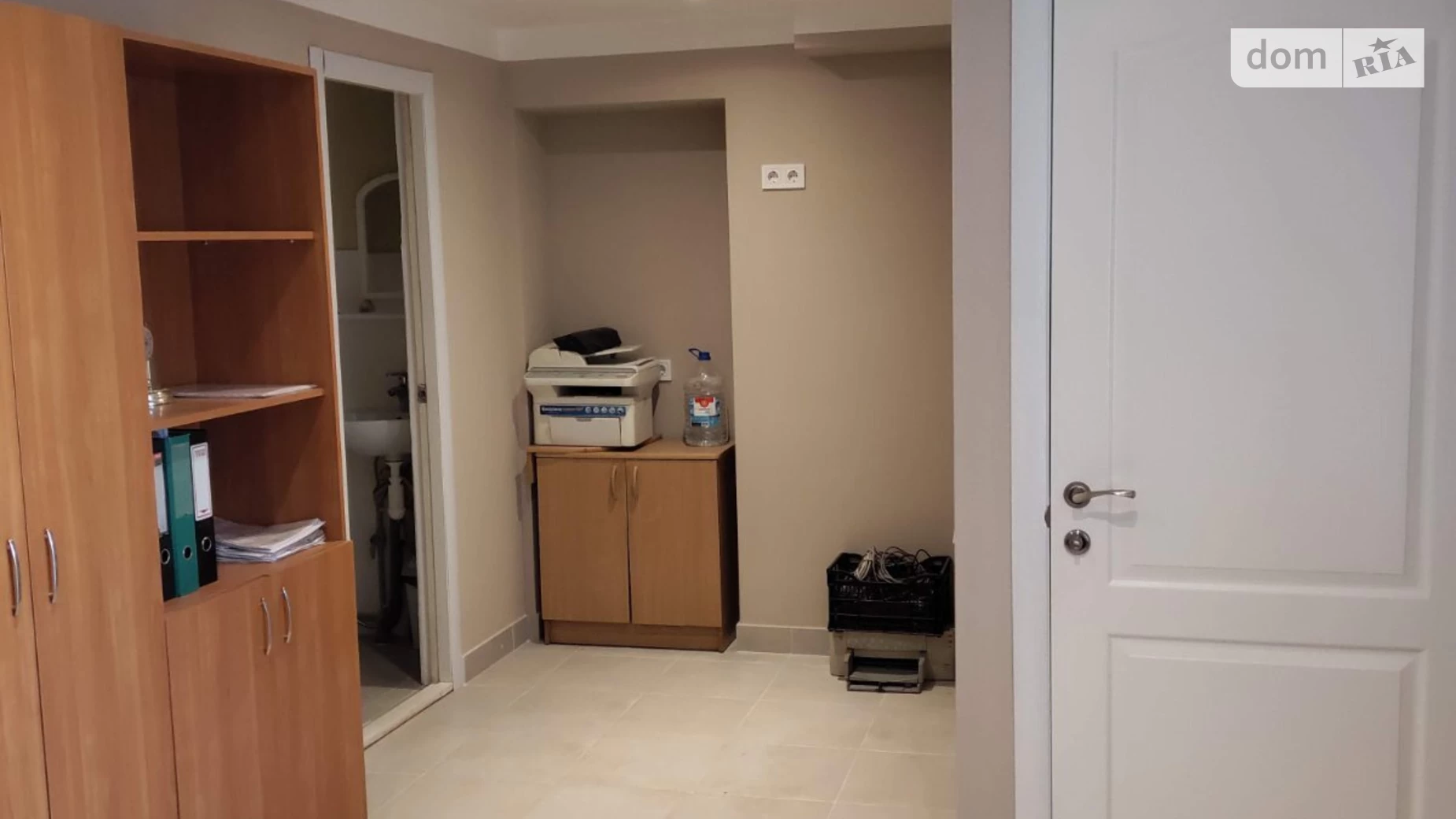 Сдается в аренду офис 19 кв. м в бизнес-центре, цена: 6500 грн - фото 2