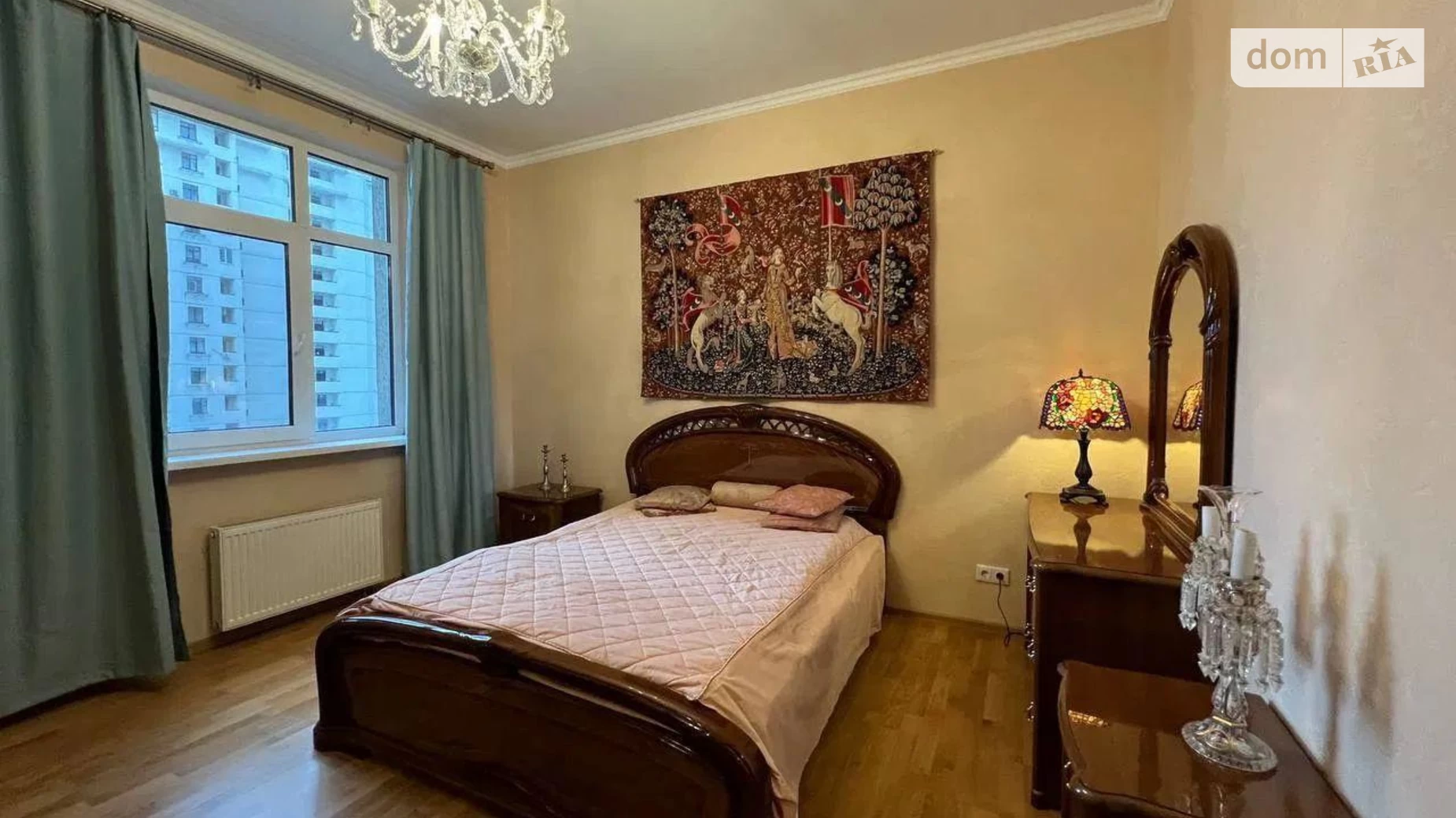 Продається 3-кімнатна квартира 98.3 кв. м у Києві - фото 2