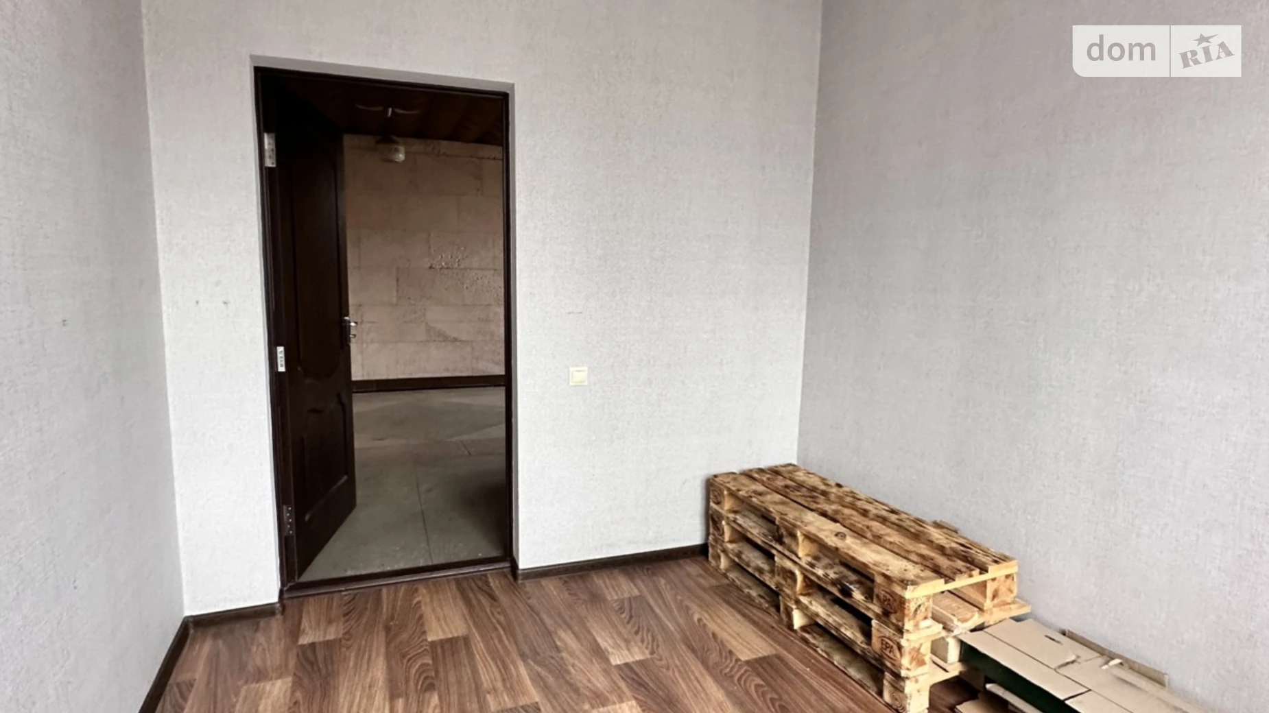 Сдается в аренду офис 9 кв. м в бизнес-центре, цена: 1800 грн - фото 2