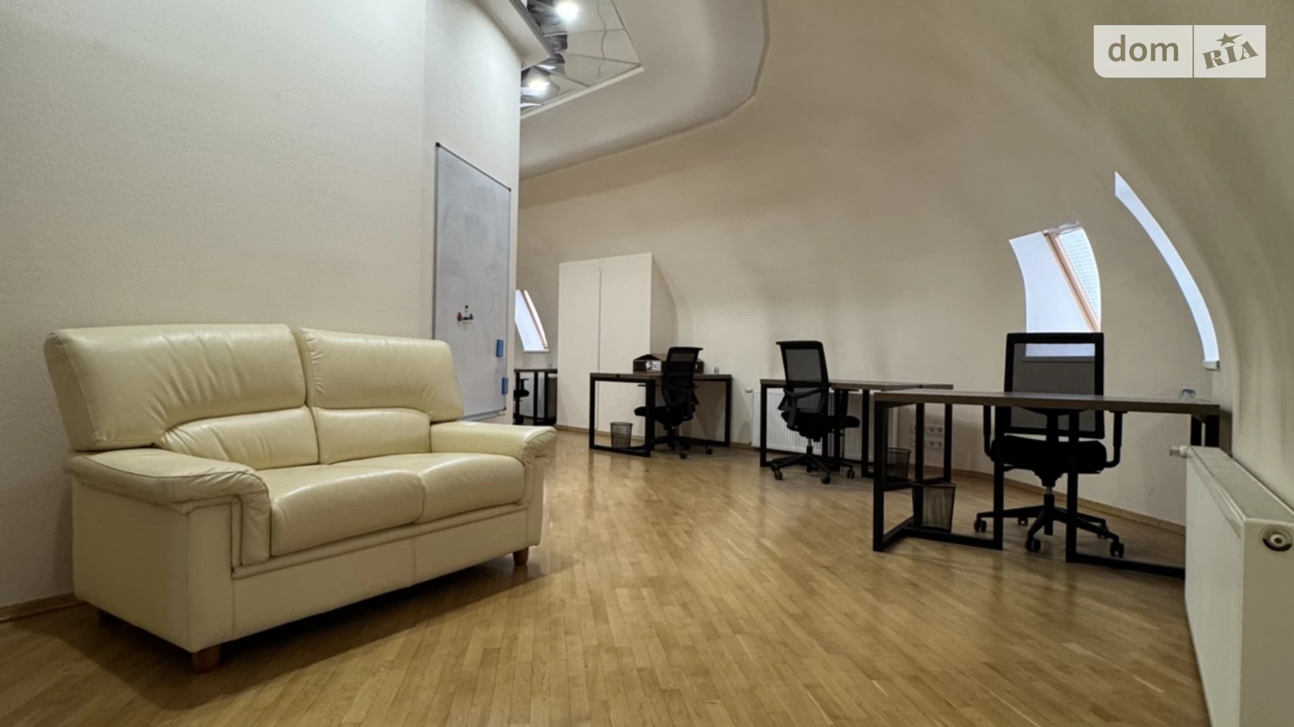 Здається в оренду офіс 250 кв. м в бізнес-центрі, цена: 1500 $ - фото 3