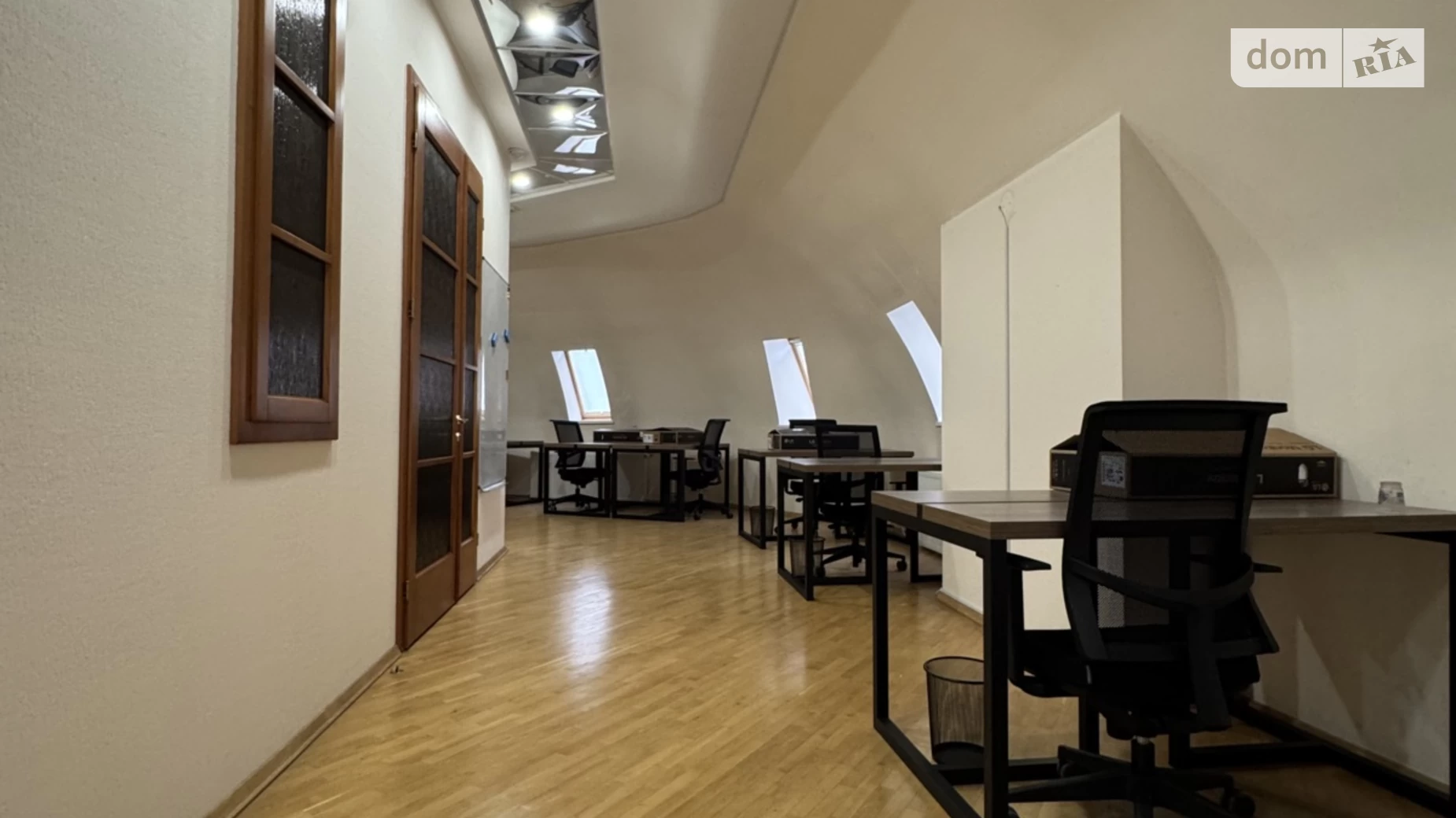 Здається в оренду офіс 250 кв. м в бізнес-центрі, цена: 1500 $ - фото 4