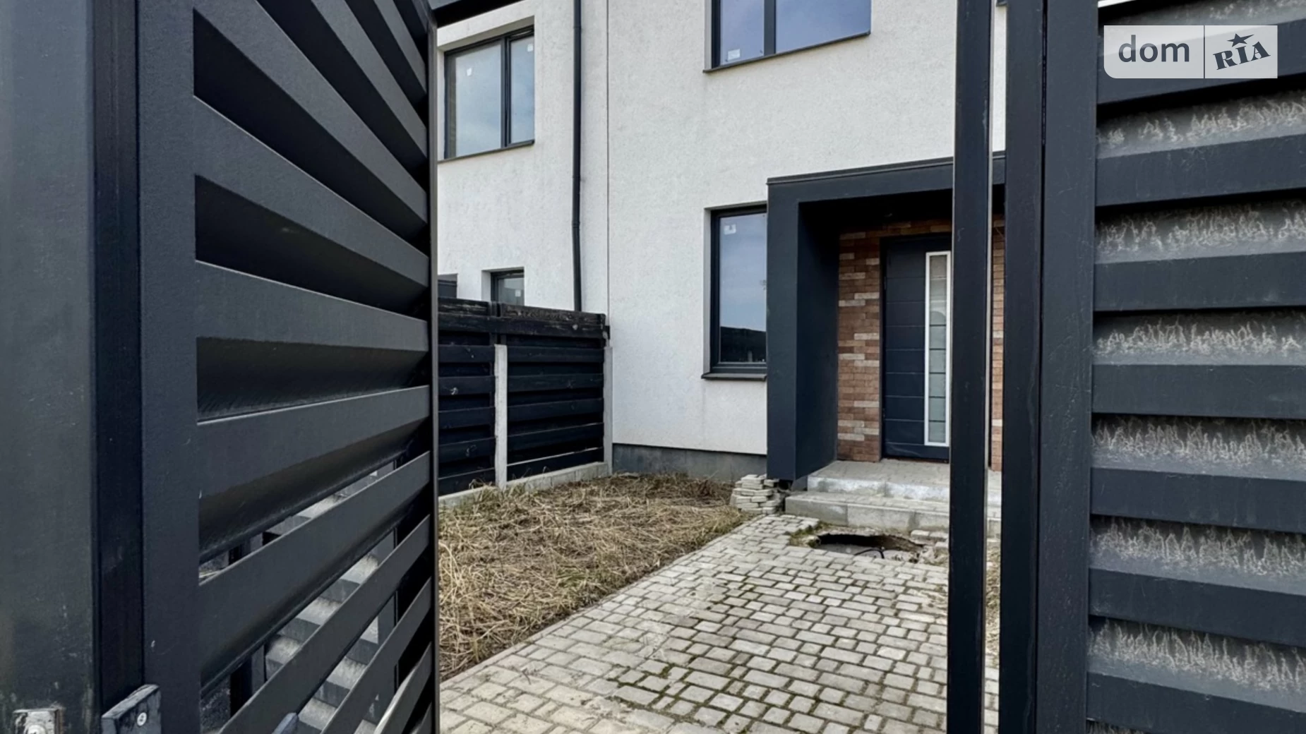 Продается 3-комнатная квартира 117.2 кв. м в Ровно, ул. Юрия Шахид-Горского, 34 - фото 2