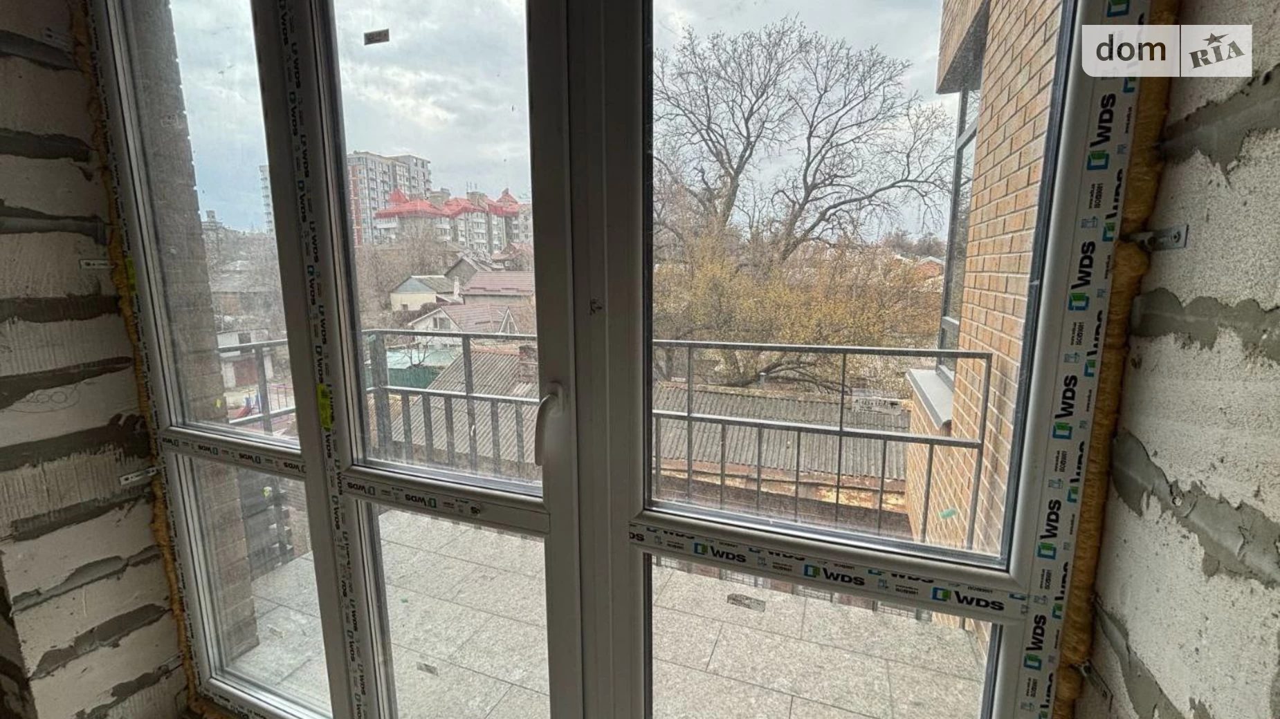 Продается 1-комнатная квартира 41.2 кв. м в Днепре, ул. Короленко, 43 - фото 2