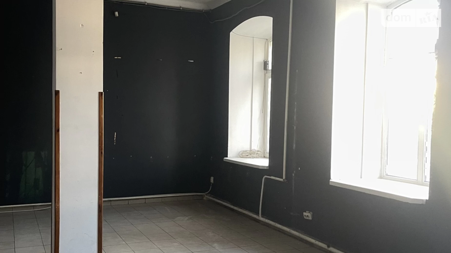 Продается помещения свободного назначения 70 кв. м в 3-этажном здании, цена: 90000 $ - фото 3