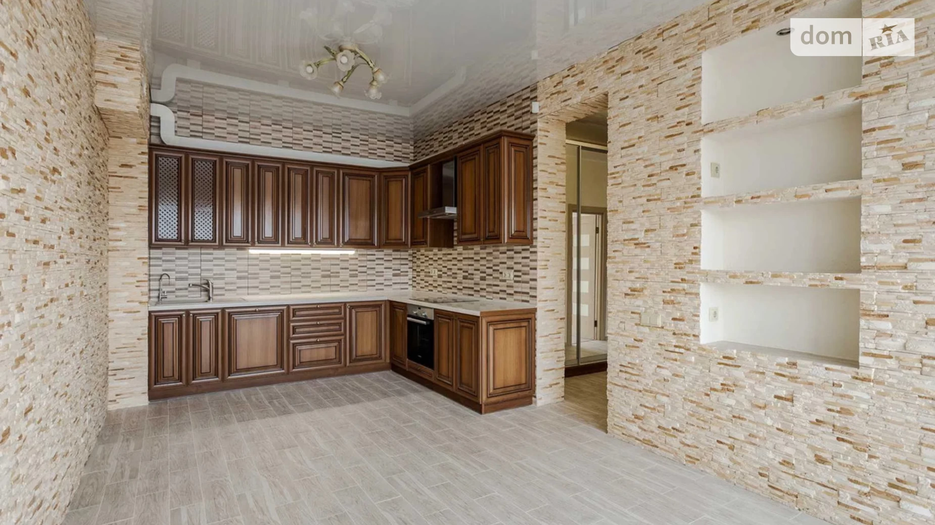 Продается 3-комнатная квартира 77 кв. м в Киеве, ул. Юлии Здановской(Ломоносова), 46/1 - фото 2