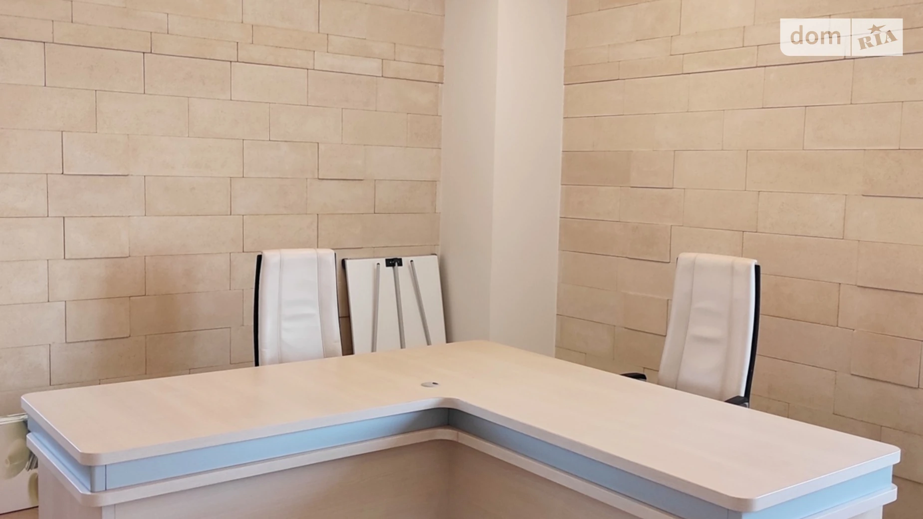 Сдается в аренду офис 302.8 кв. м в бизнес-центре, цена: 1500 $ - фото 5