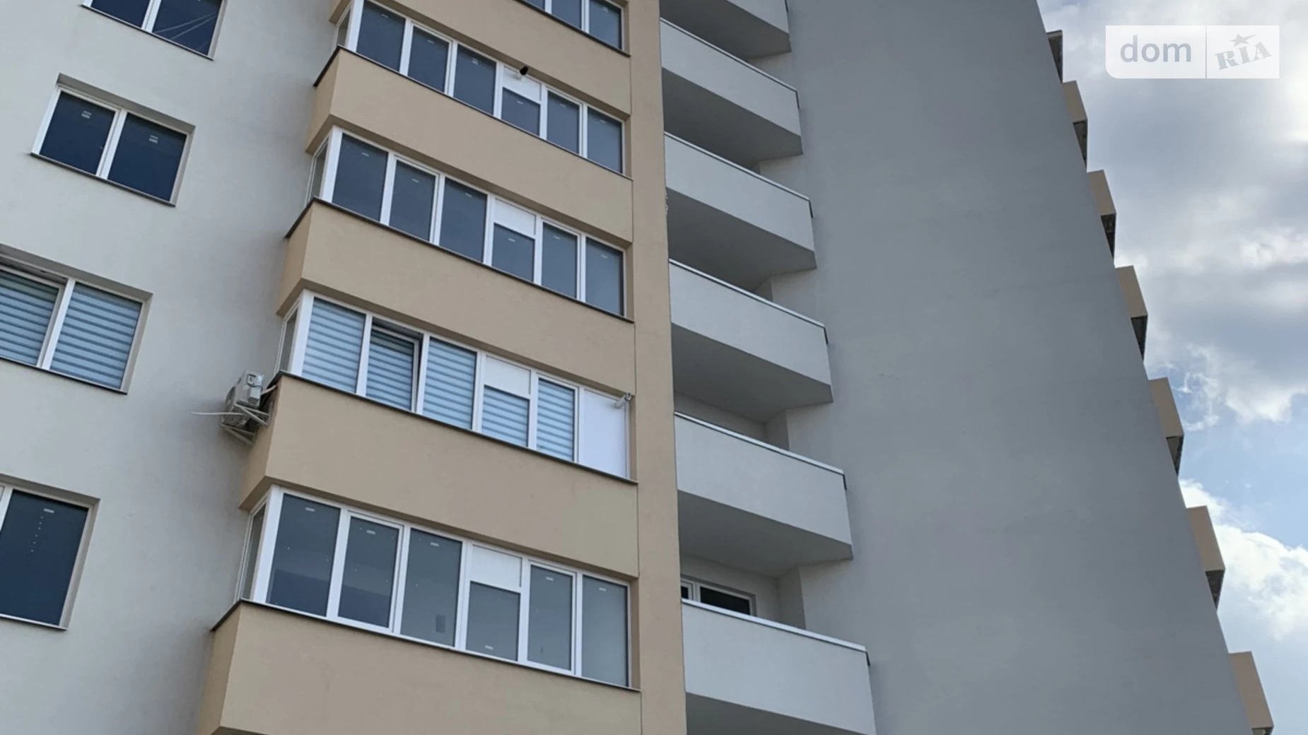 1-комнатная квартира 69.6 кв. м в Тернополе, ул. Довженко Александра - фото 2