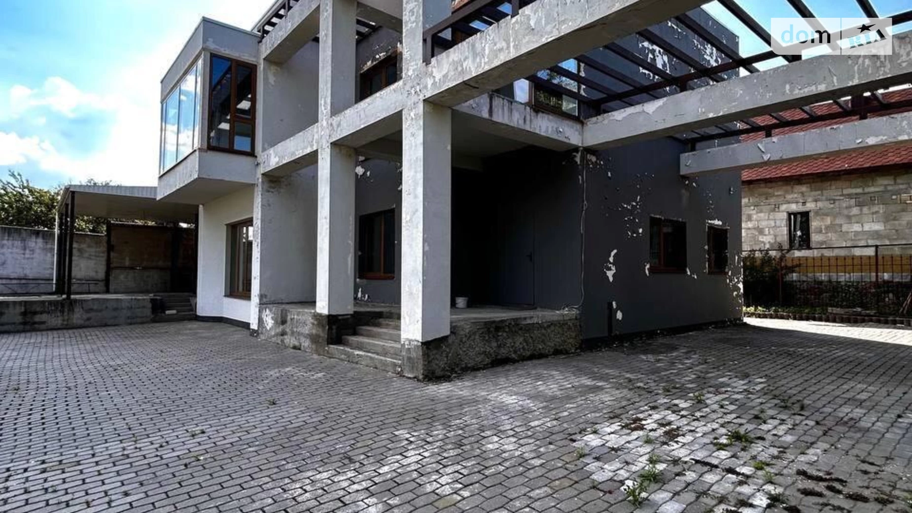 Продается дом на 2 этажа 287 кв. м с верандой, цена: 110000 $ - фото 4