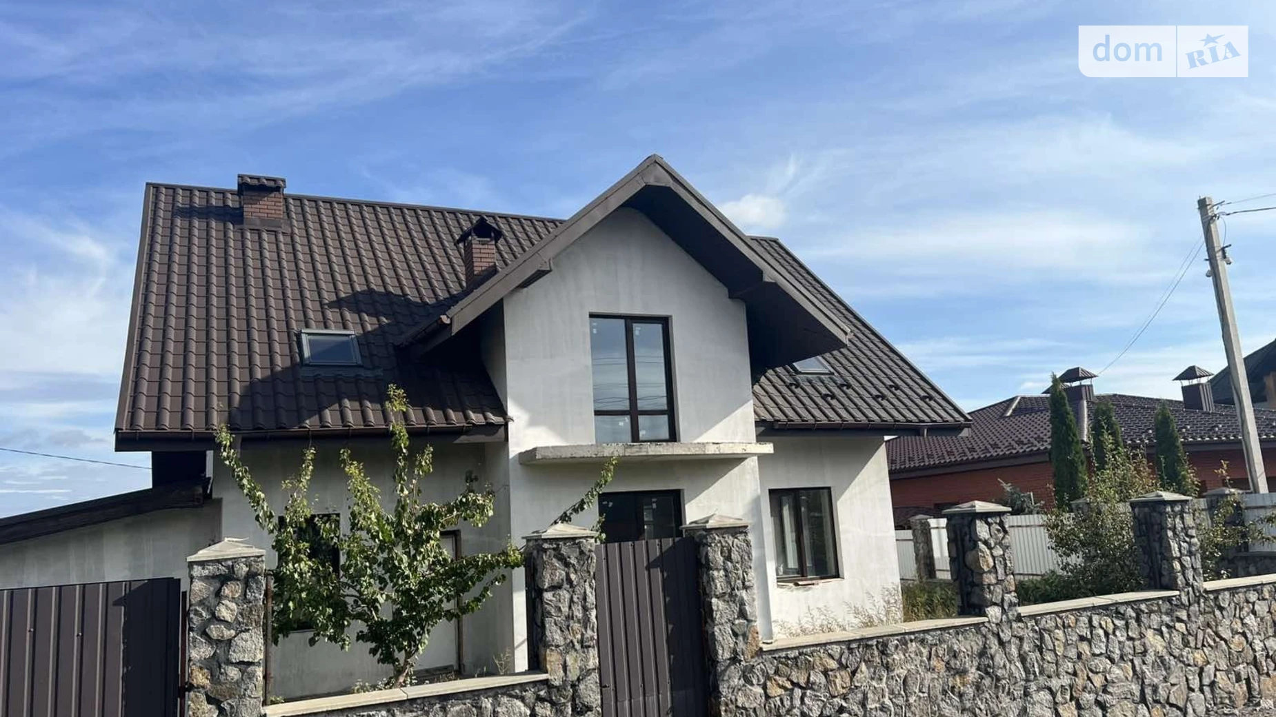 Продается дом на 2 этажа 165 кв. м с садом, цена: 135000 $ - фото 2