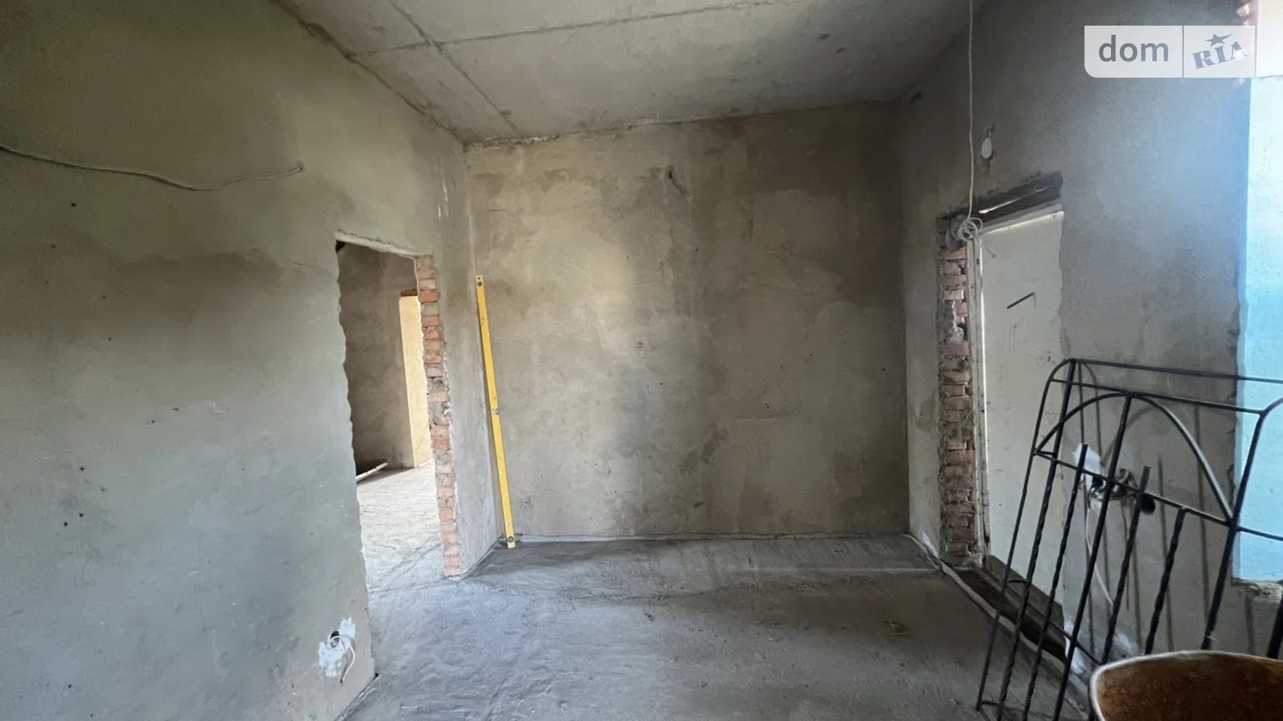 Продается дом на 2 этажа 165 кв. м с садом, цена: 135000 $ - фото 4