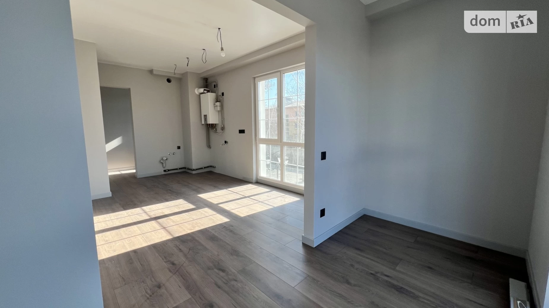 Продается 1-комнатная квартира 43 кв. м в Чайках, ул. Коцюбинского, 1 - фото 3