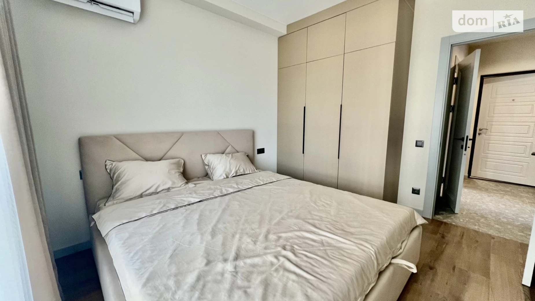 Продается 1-комнатная квартира 43.06 кв. м в Чайках, ул. Коцюбинского, 1 - фото 3