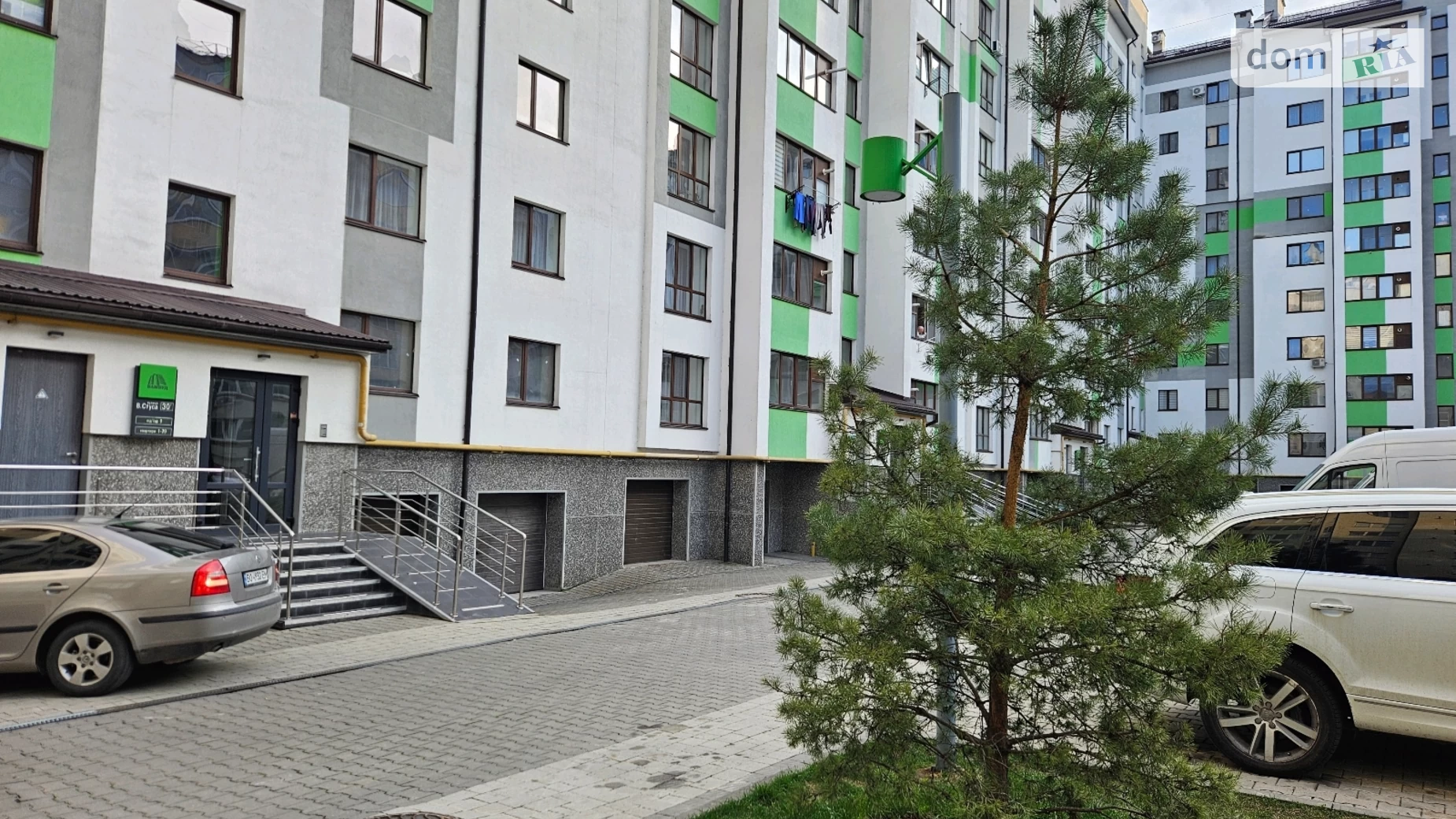 Продается 2-комнатная квартира 59 кв. м в Ивано-Франковске, ул. Стуса Василия, 30Г - фото 2
