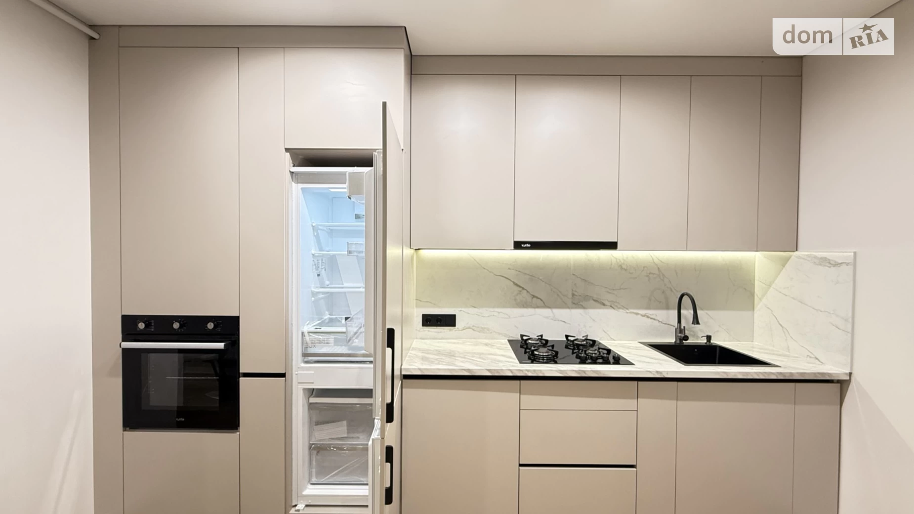 Продается 1-комнатная квартира 48 кв. м в Ровно, ул. Студенческая, 24А - фото 4