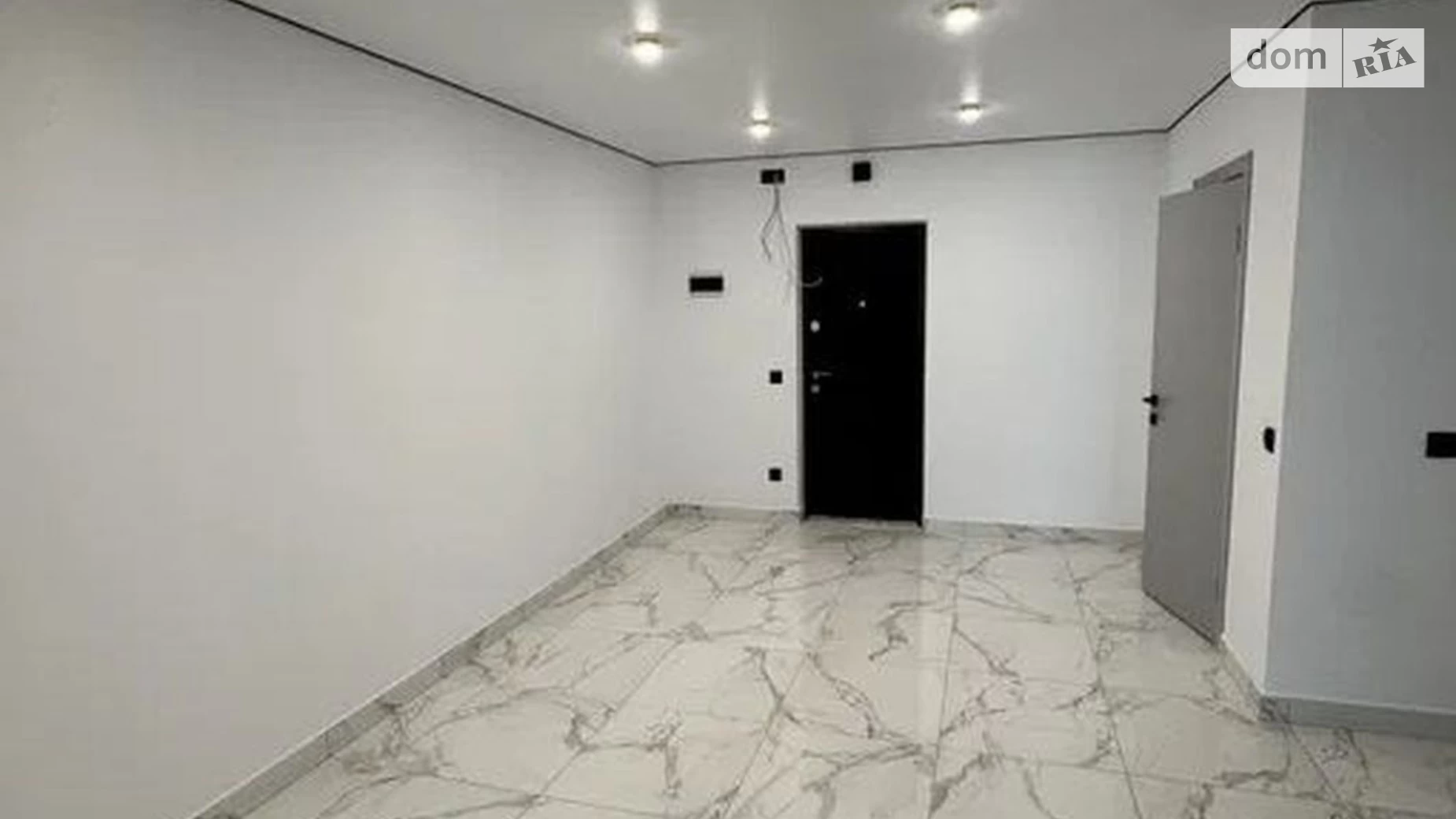 2-комнатная квартира 56 кв. м в Тернополе, ул. Киевская - фото 9