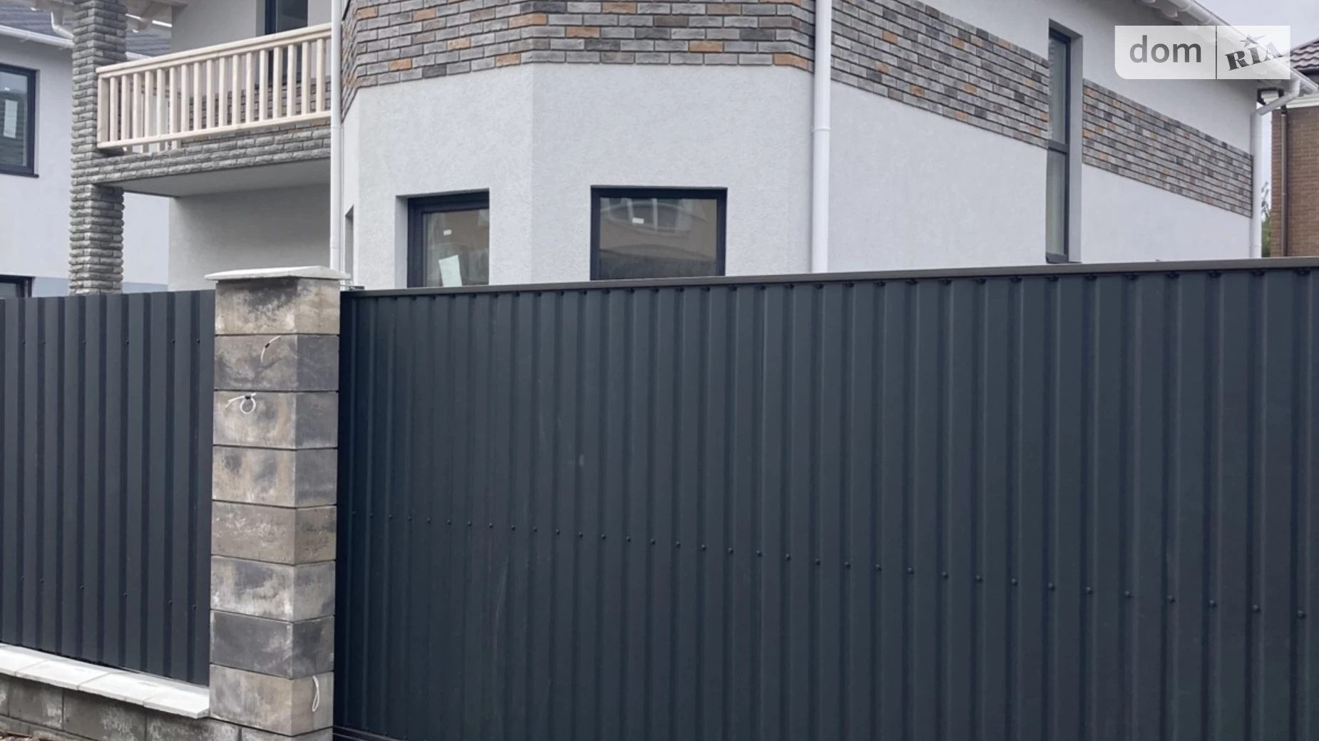 Продается дом на 2 этажа 130 кв. м с мансардой, цена: 135000 $ - фото 2
