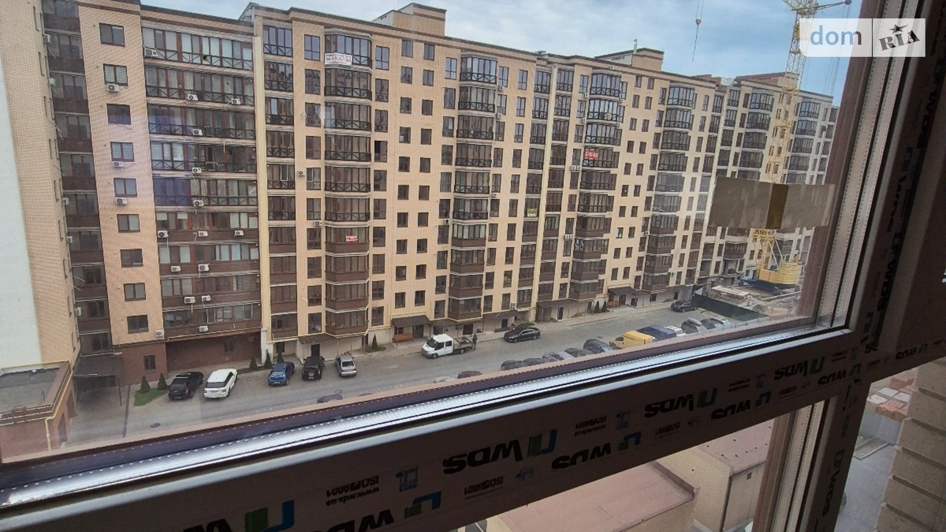 Продается 2-комнатная квартира 78 кв. м в Черноморске, ул. Парковая, 30 - фото 2