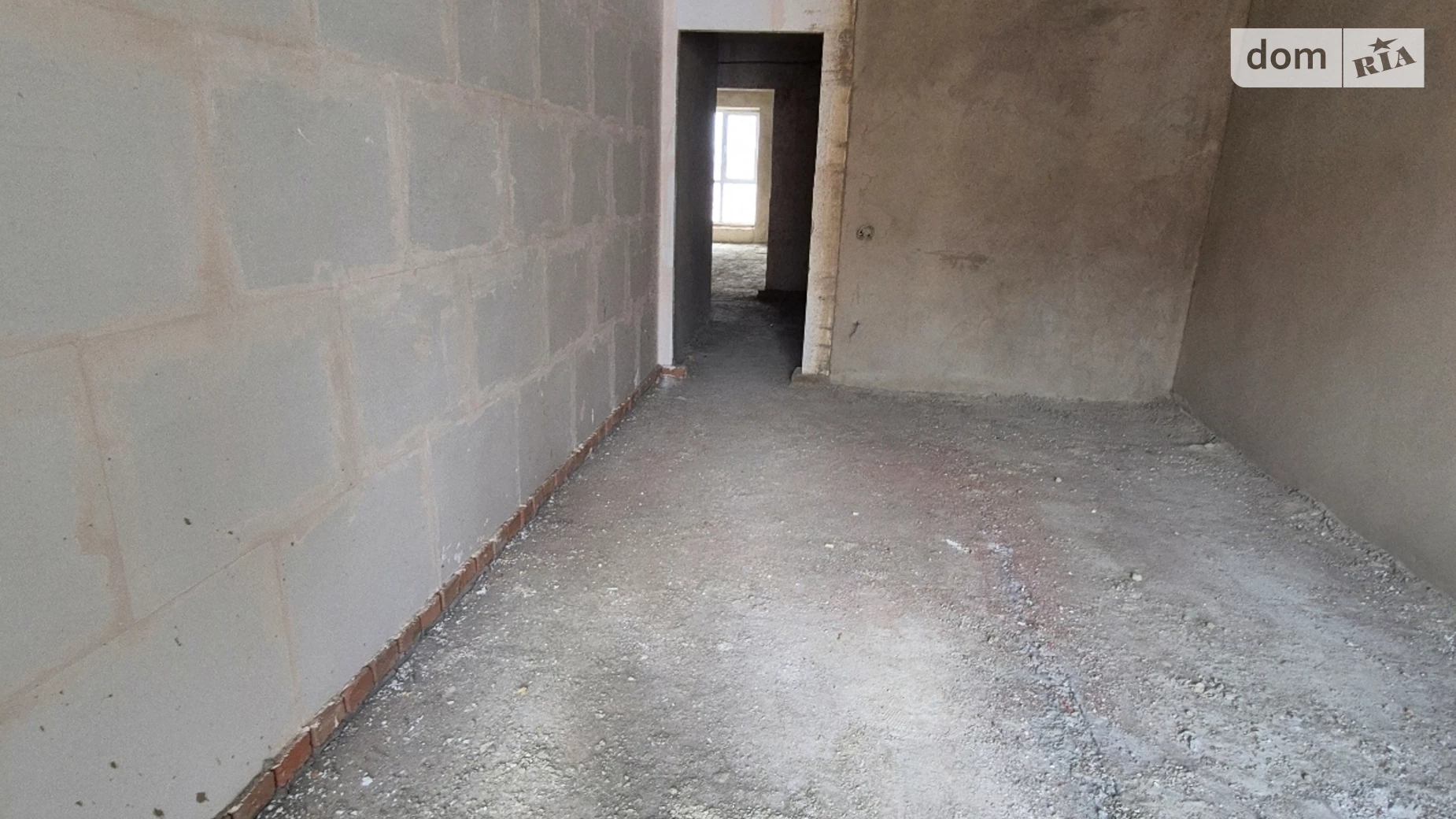Продается 2-комнатная квартира 78 кв. м в Черноморске, ул. Парковая, 30 - фото 3