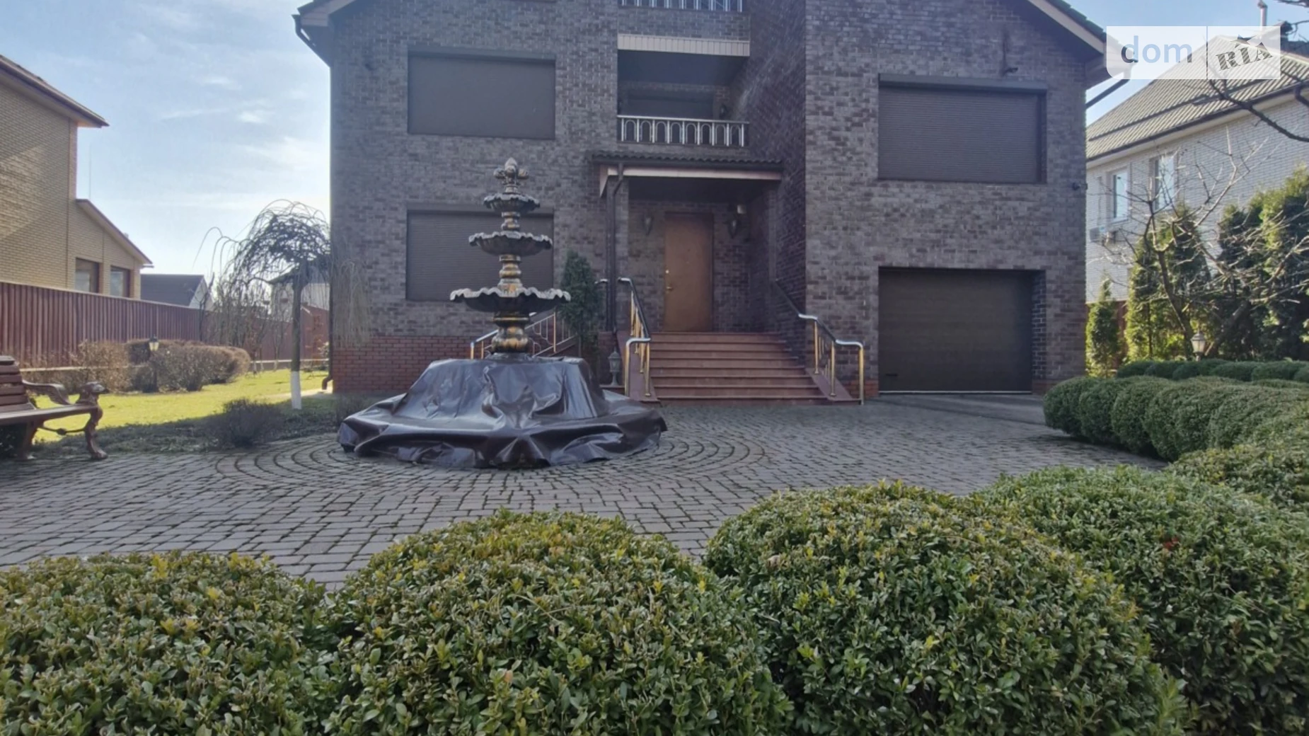 Продается дом на 3 этажа 439.5 кв. м с балконом, цена: 750000 $ - фото 2