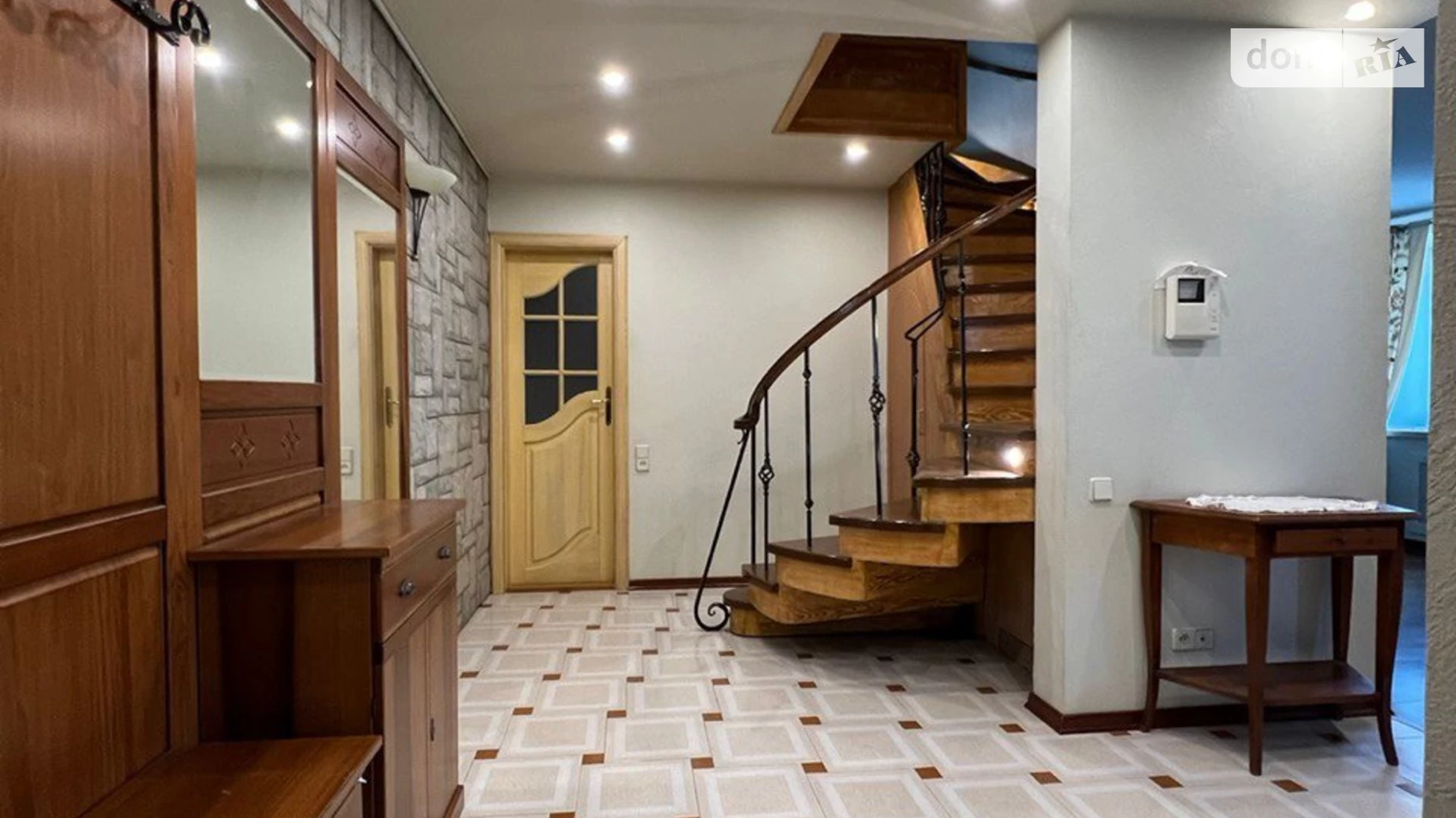 Продается 4-комнатная квартира 142 кв. м в Киеве, ул. Драгоманова, 17 - фото 3