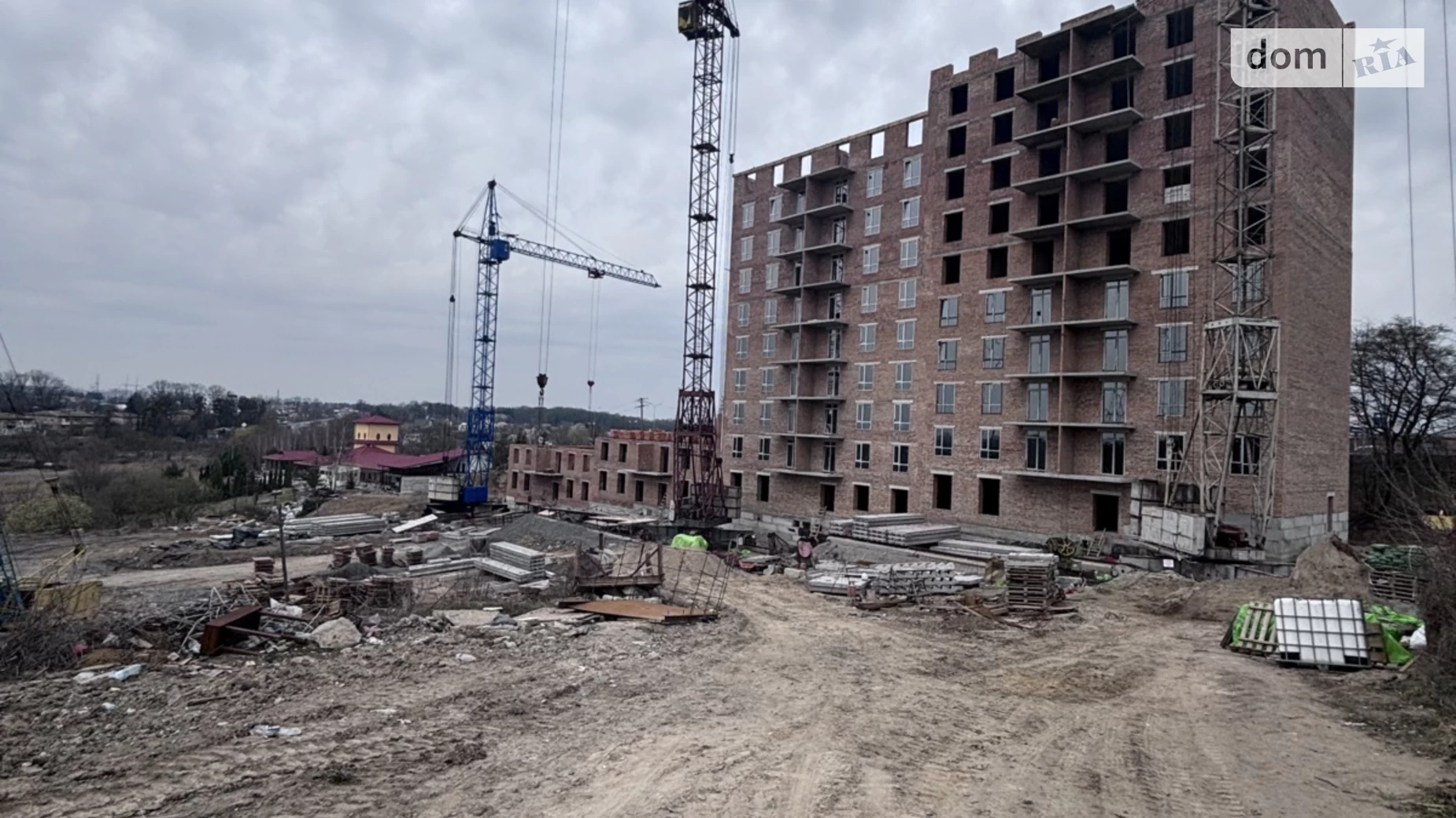 Продается 1-комнатная квартира 42 кв. м в Зарванцах, ул. Сосновая, 1 - фото 4