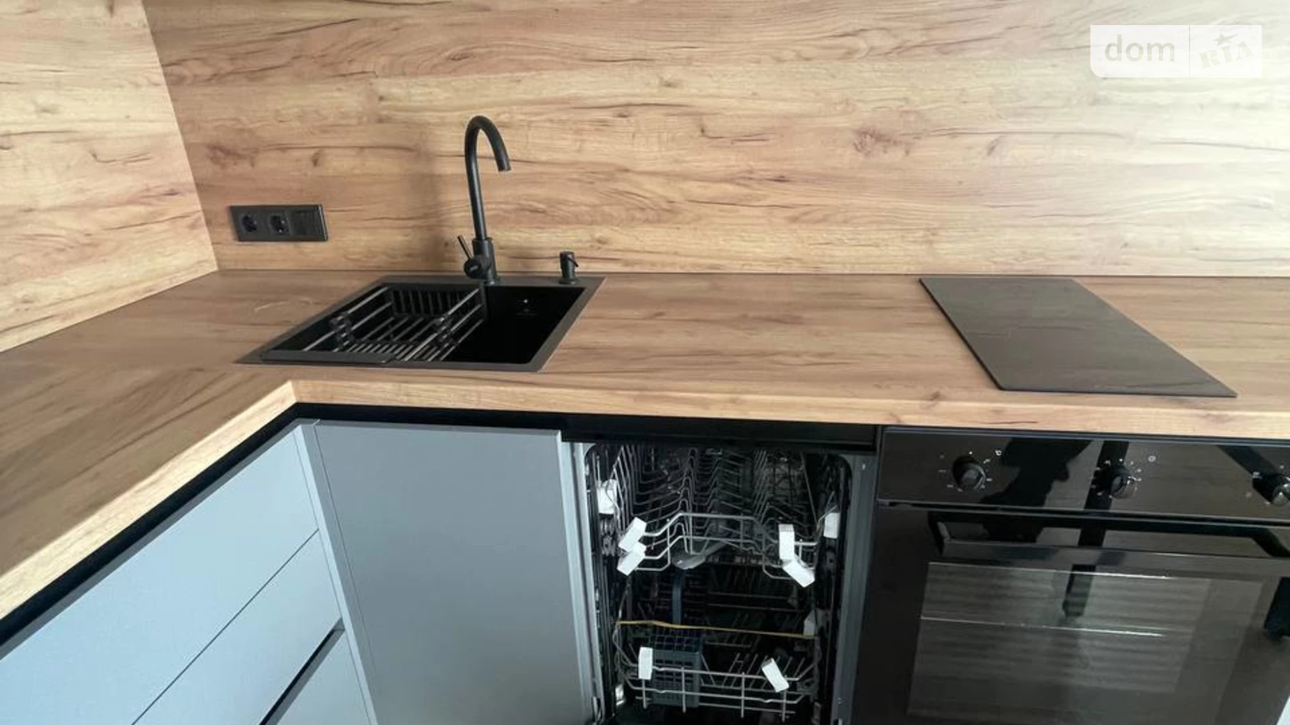 Продается 1-комнатная квартира 40.6 кв. м в, цена: 63000 $ - фото 3