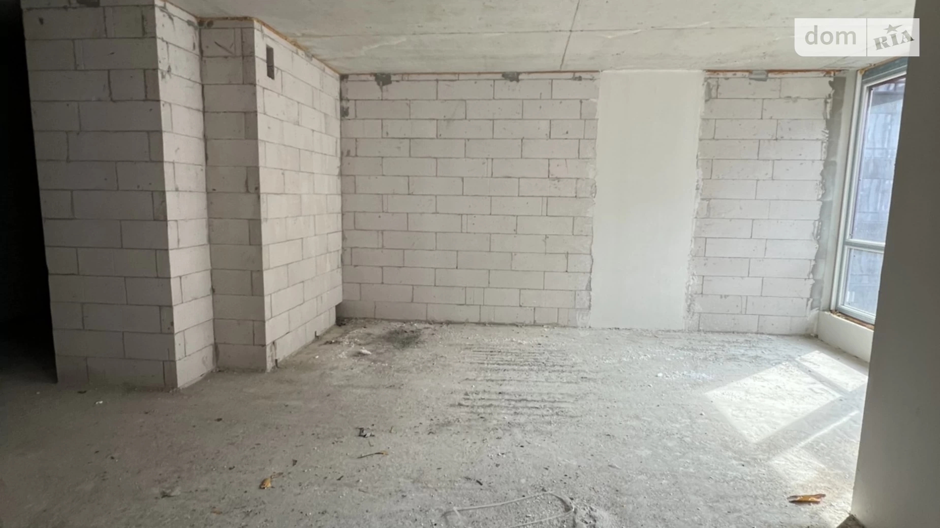 Продается 1-комнатная квартира 45 кв. м в Ивано-Франковске, ул. Левицкого Романа, 10 - фото 3