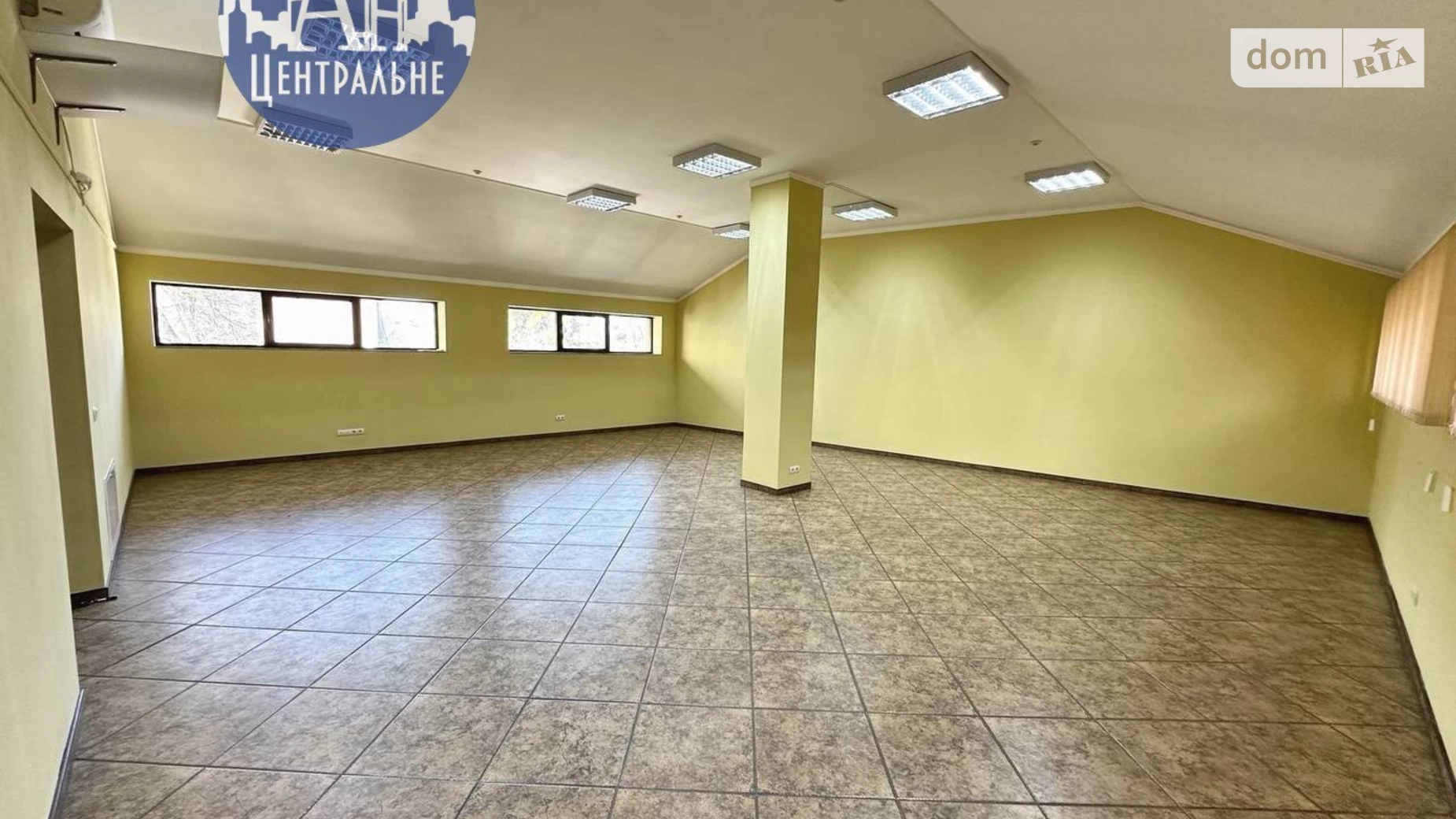 Сдается в аренду офис 75 кв. м в бизнес-центре, цена: 500 € - фото 2