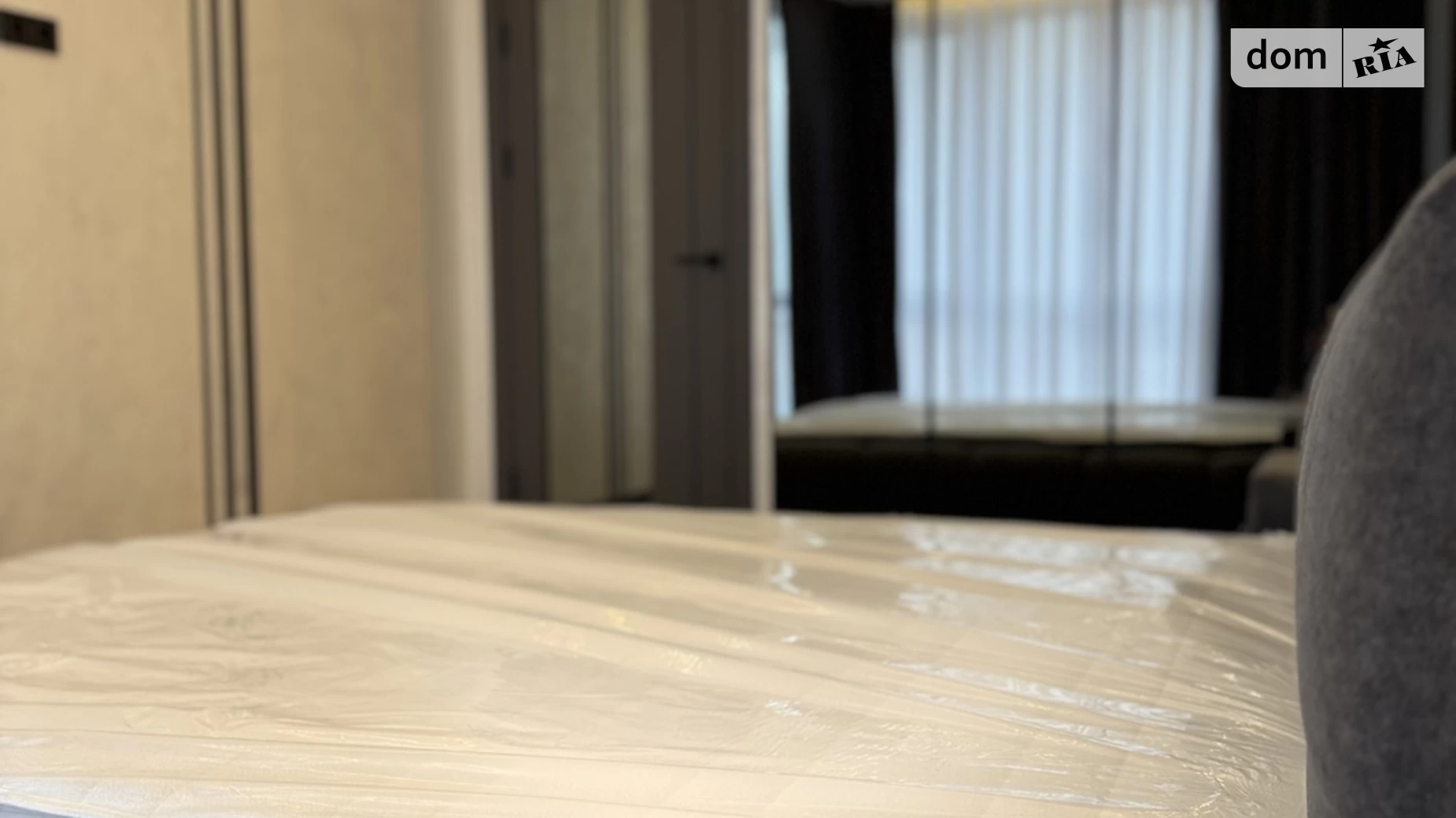 Продается 2-комнатная квартира 74.5 кв. м в Ивано-Франковске, цена: 124999 $ - фото 2