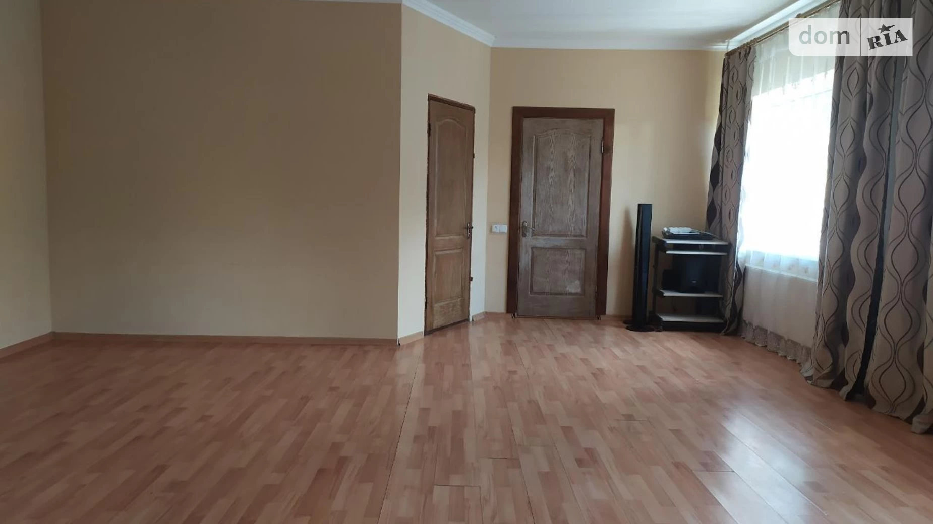 Продається одноповерховий будинок 110 кв. м з подвалом, цена: 130000 $ - фото 2