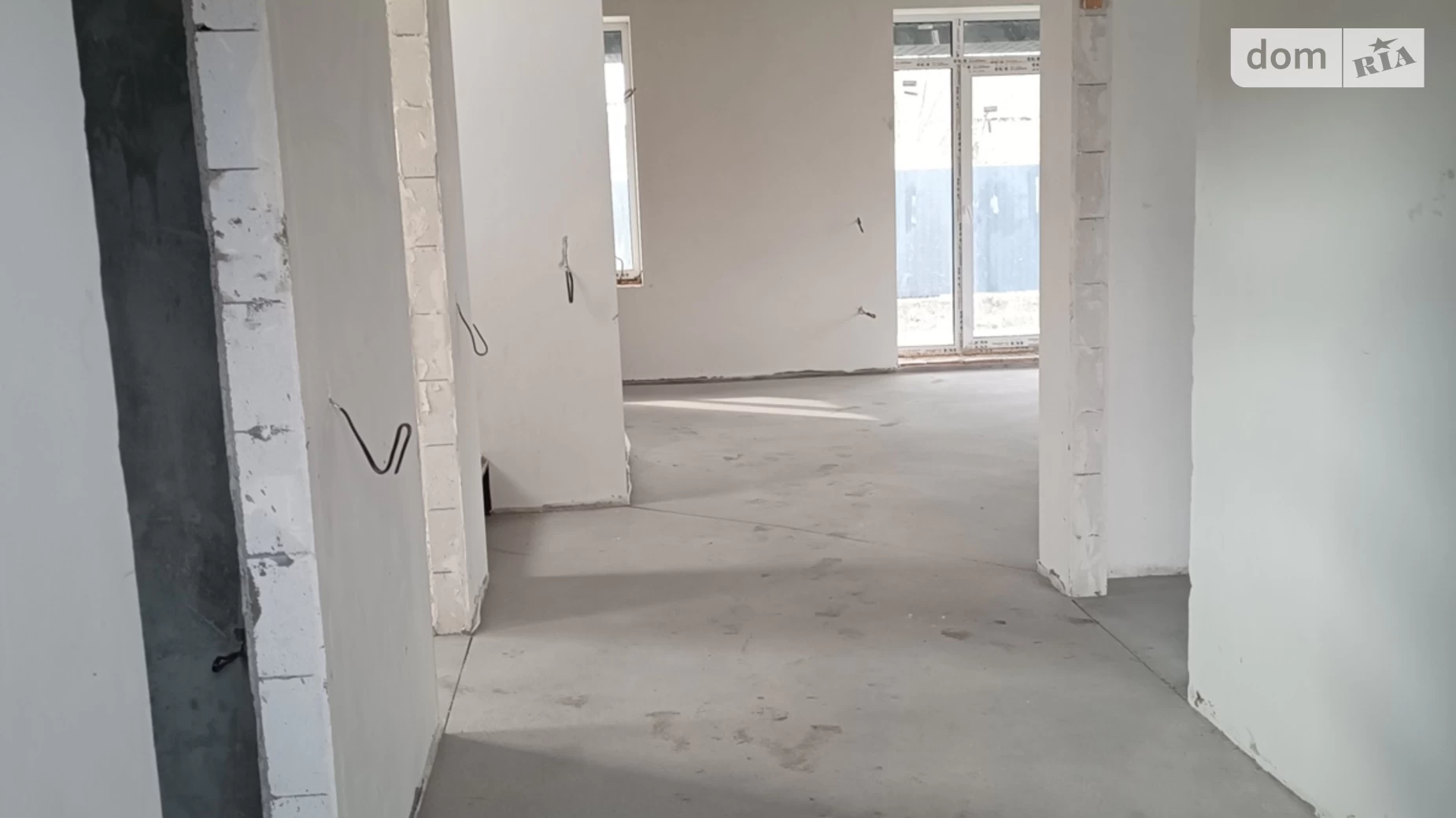 Продается дом на 2 этажа 150 кв. м с гаражом, цена: 135000 $ - фото 3