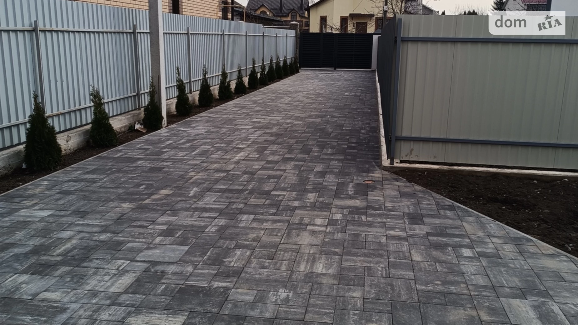Продается дом на 2 этажа 150 кв. м с гаражом, цена: 135000 $ - фото 2