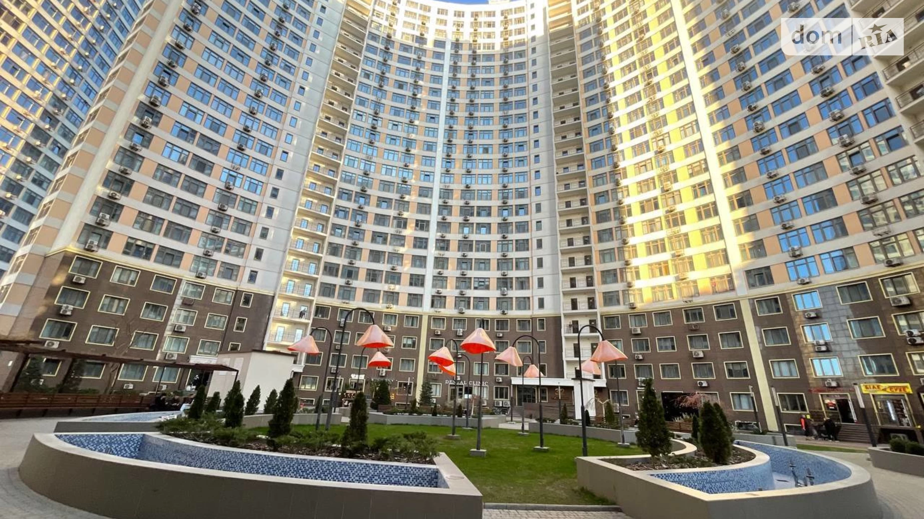 Продається 1-кімнатна квартира 48 кв. м у Одесі, вул. Валерія Самофалова - фото 2