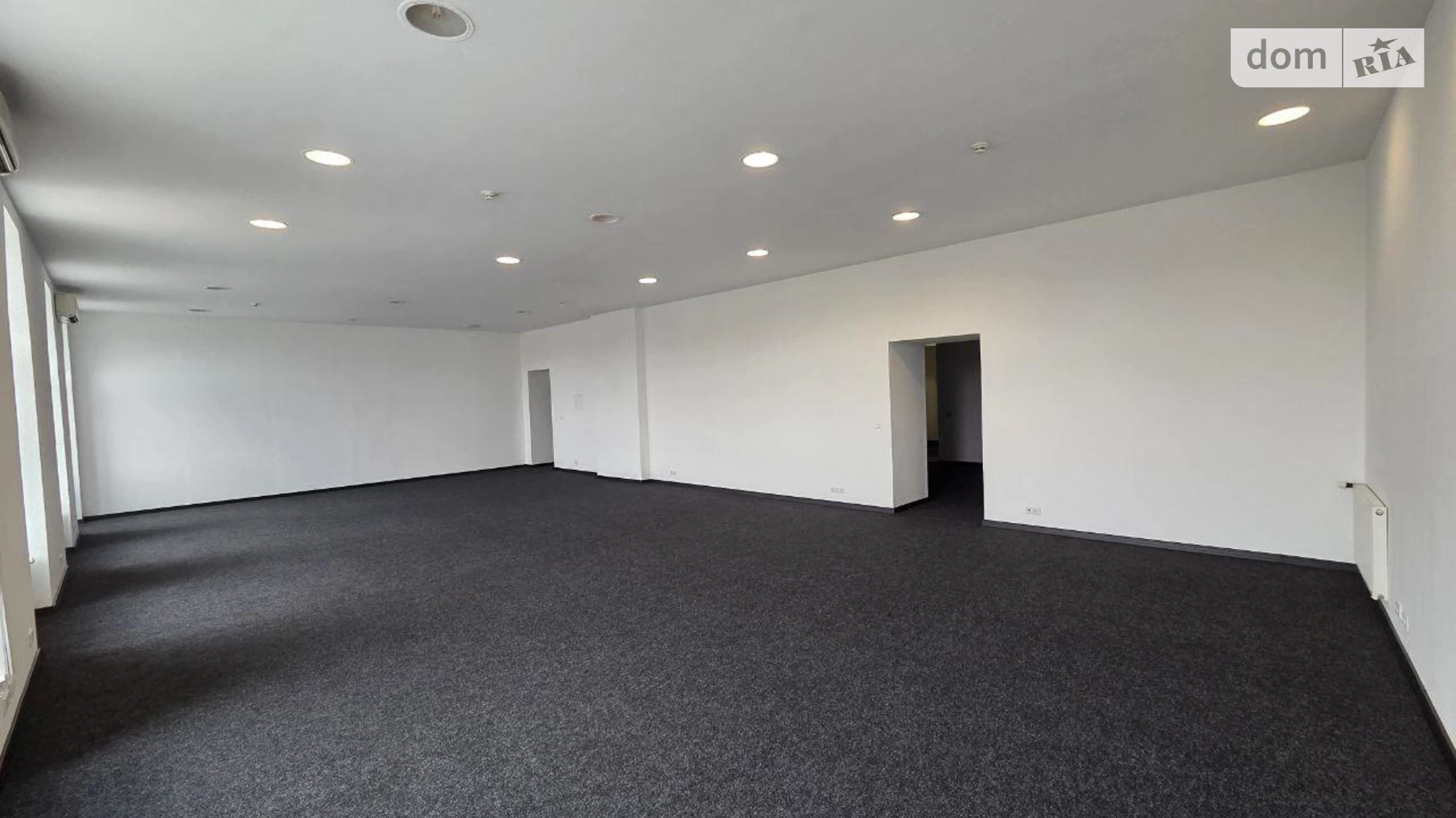 Сдается в аренду офис 660 кв. м в бизнес-центре, цена: 9750 $ - фото 4
