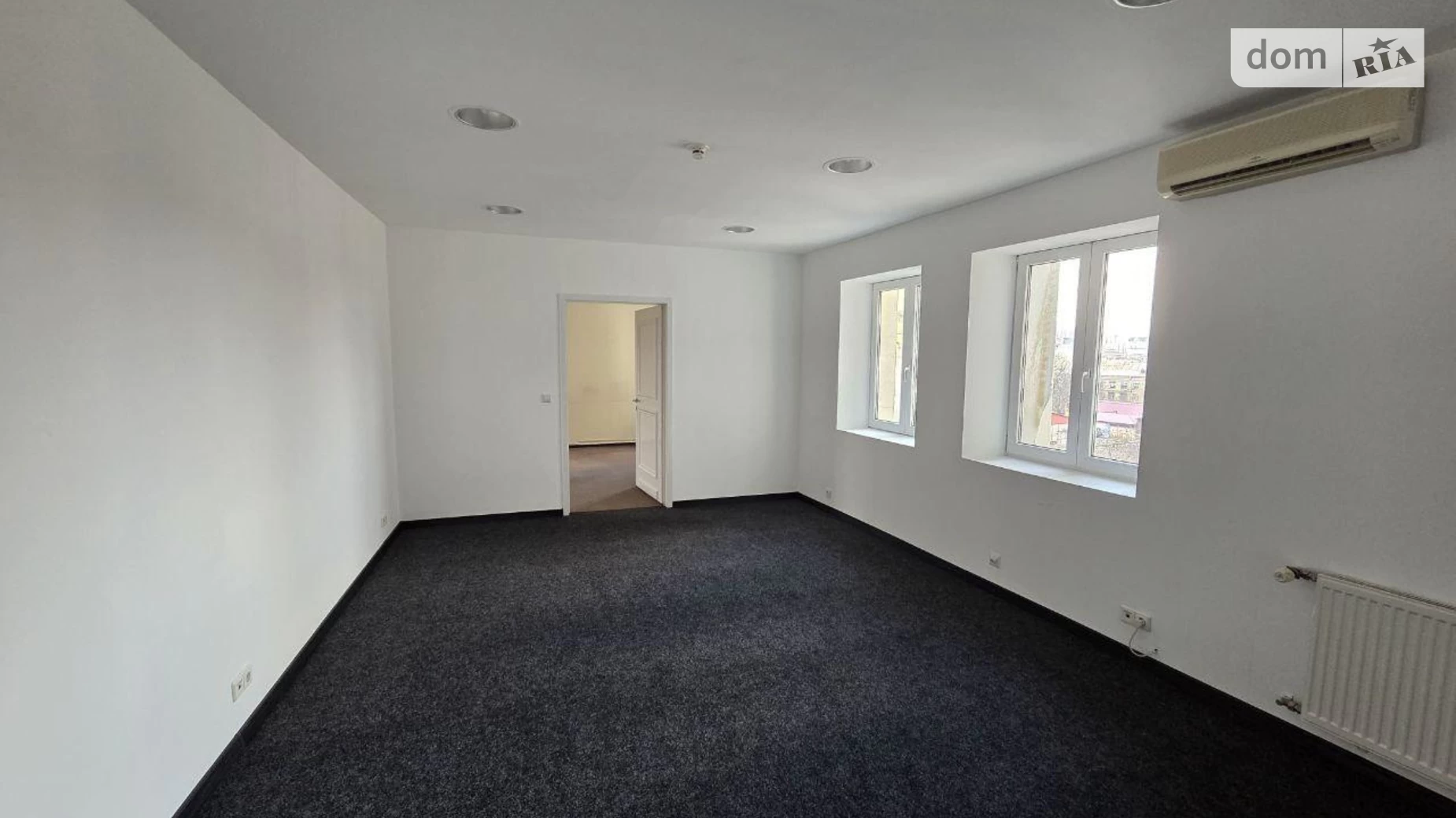 Сдается в аренду офис 640 кв. м в бизнес-центре, цена: 9450 $ - фото 5