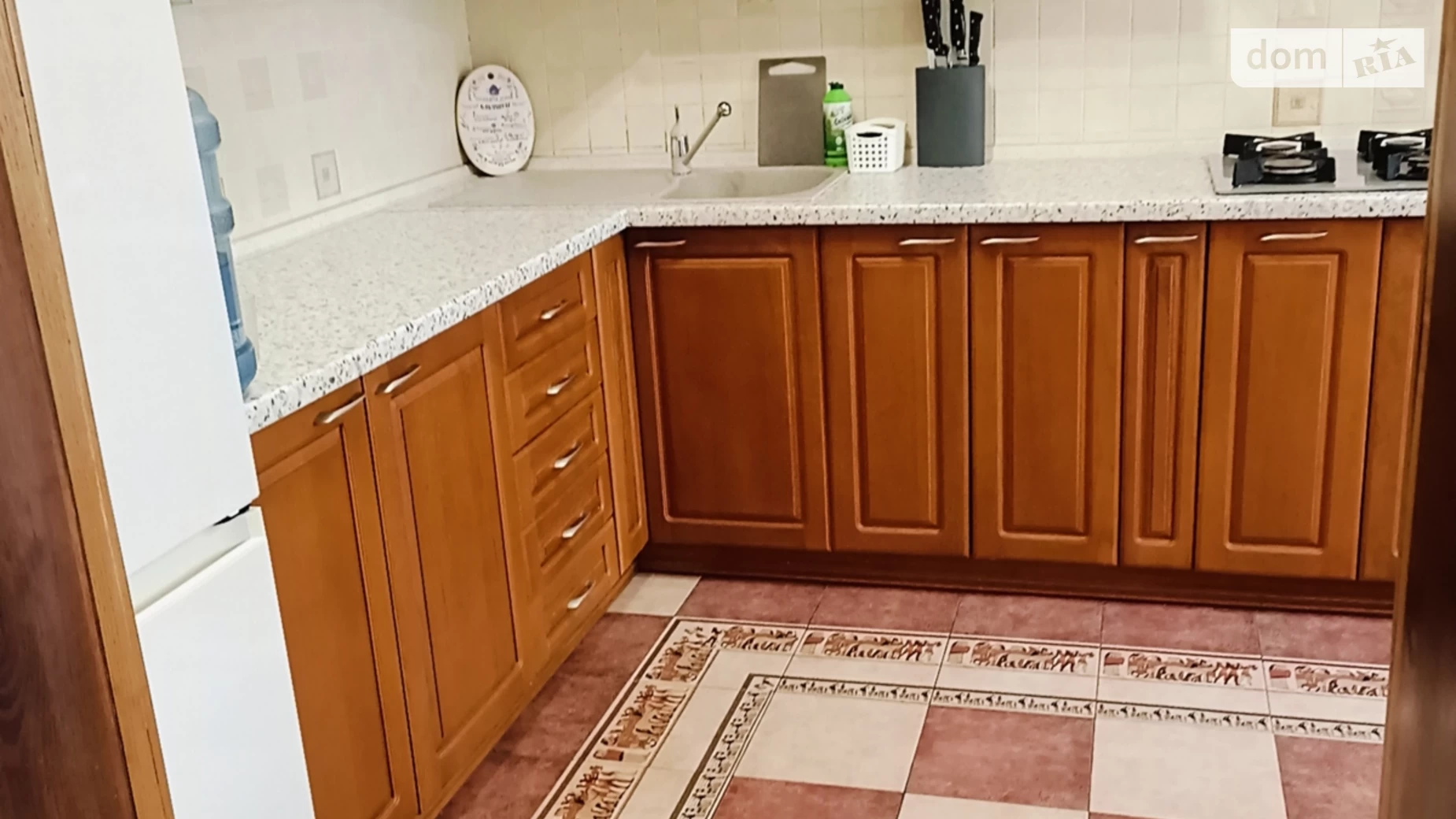 Продається одноповерховий будинок 188 кв. м з садом, цена: 145000 $ - фото 2