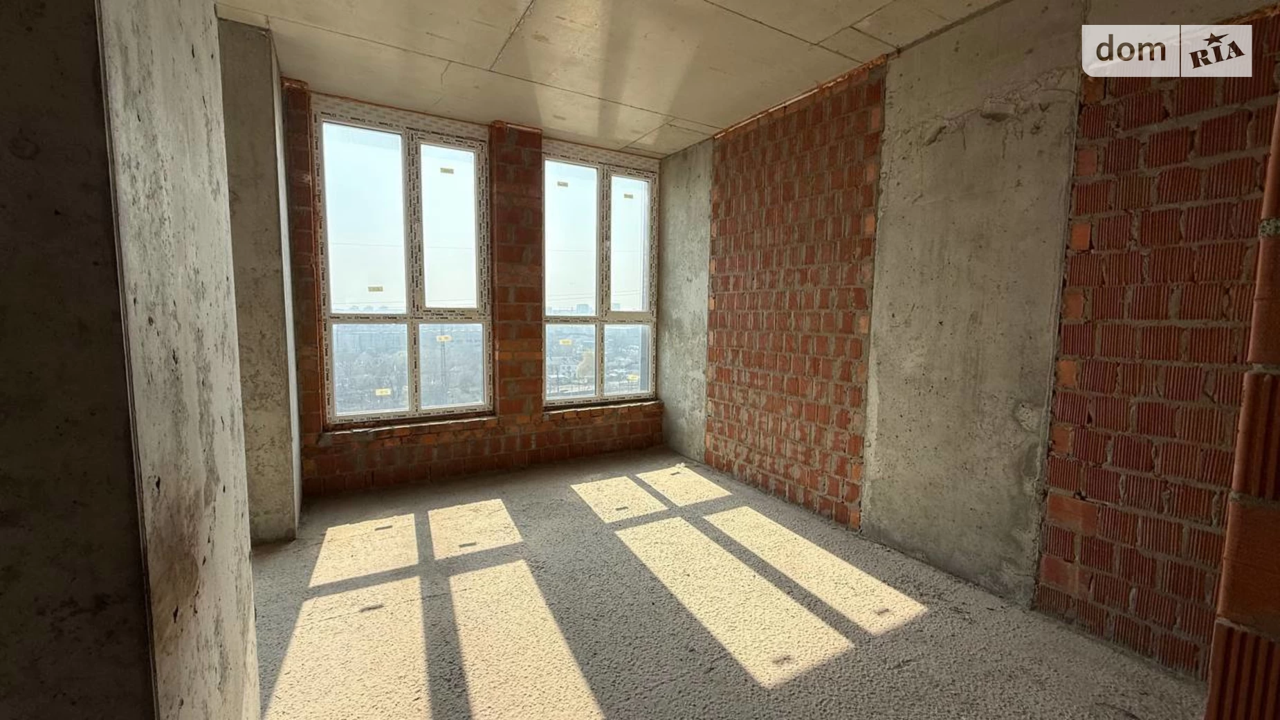 Продается офис 91 кв. м в бизнес-центре, цена: 118300 $ - фото 4