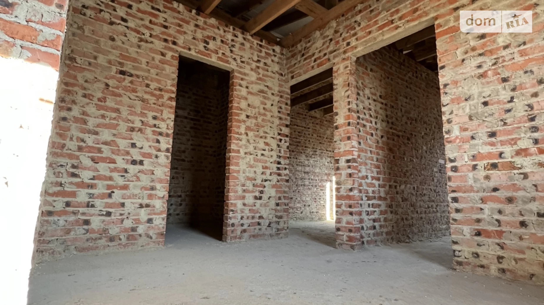 ул. Кулика и Гудачека(Макарова) Авторынок Ровно, цена: 58000 $ - фото 2