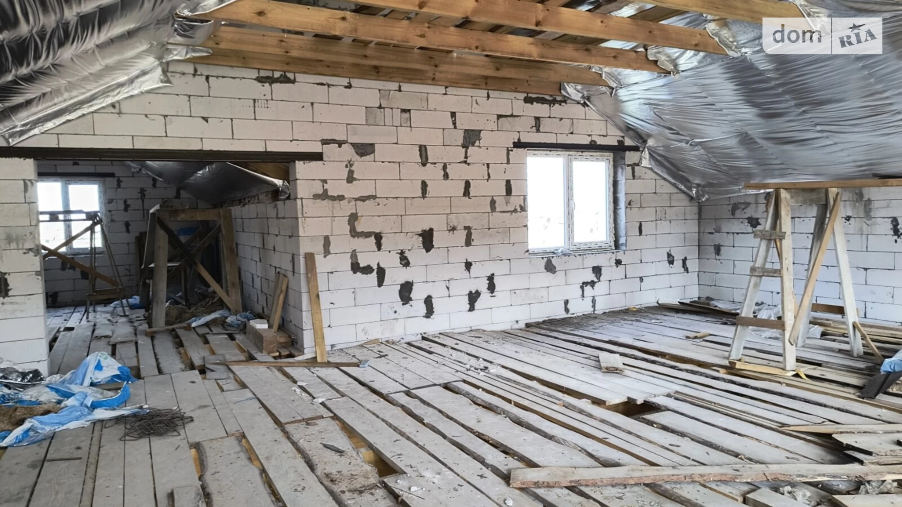 Продается дом на 2 этажа 350 кв. м с садом, цена: 150000 $ - фото 5