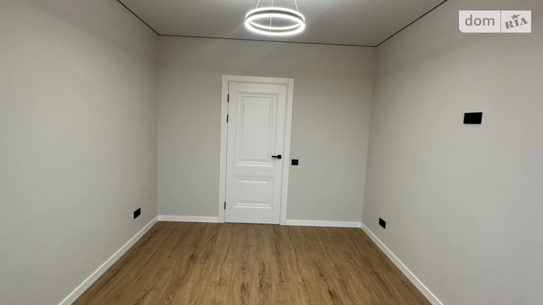 Продается 2-комнатная квартира 54 кв. м в Ивано-Франковске, ул. Мира, 100 - фото 4
