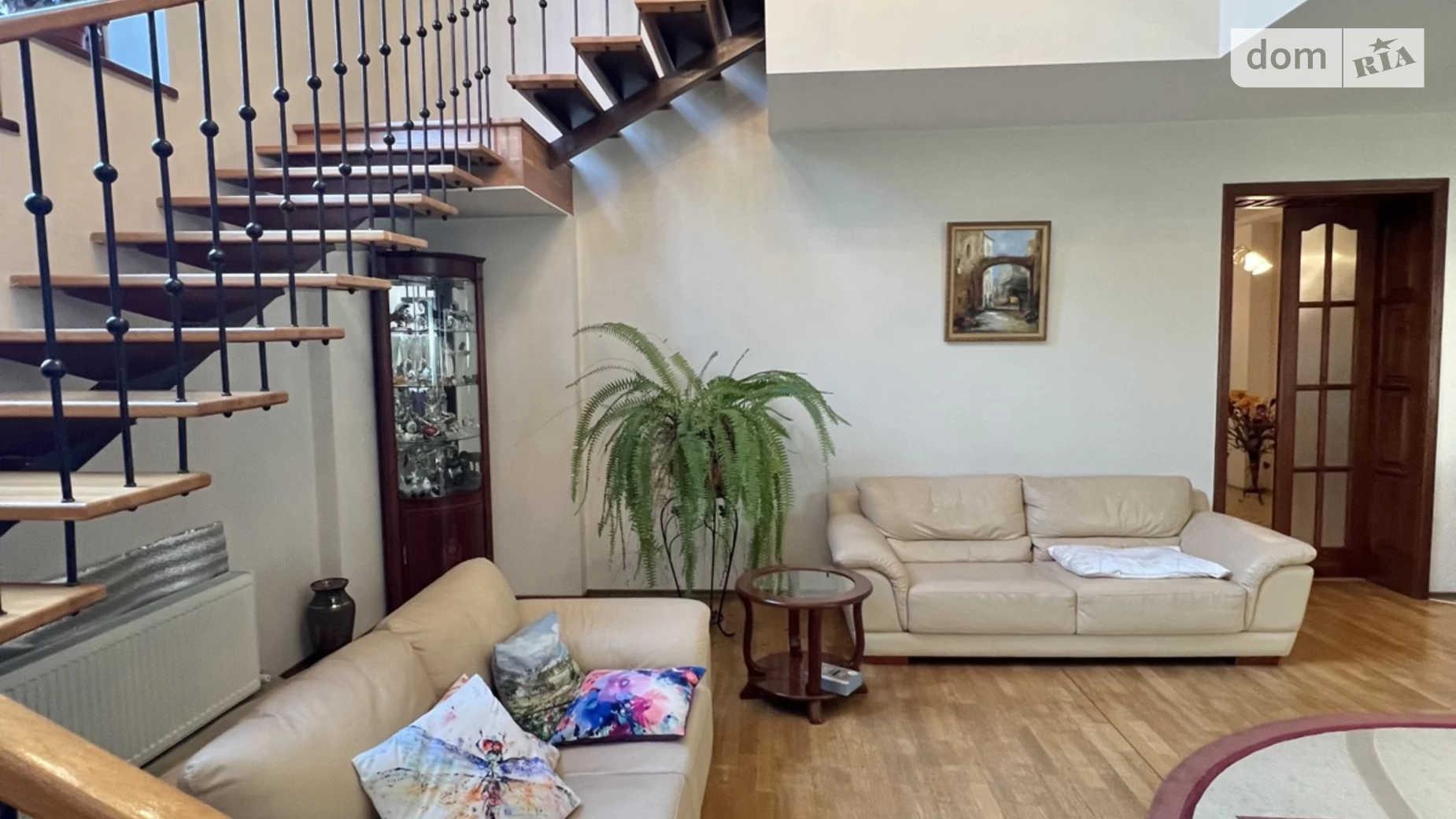 Продается дом на 2 этажа 365.5 кв. м с садом, цена: 145000 $ - фото 4