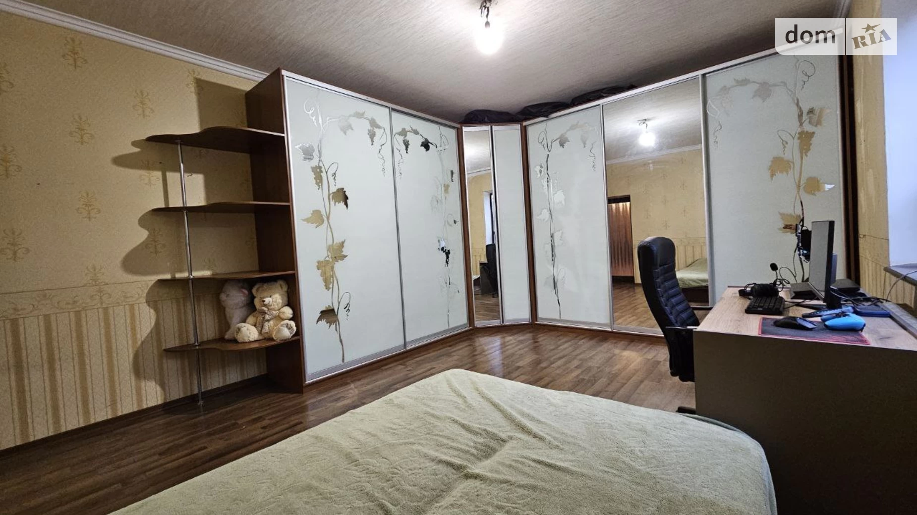 Продается дом на 2 этажа 236.7 кв. м с камином, цена: 98000 $ - фото 3