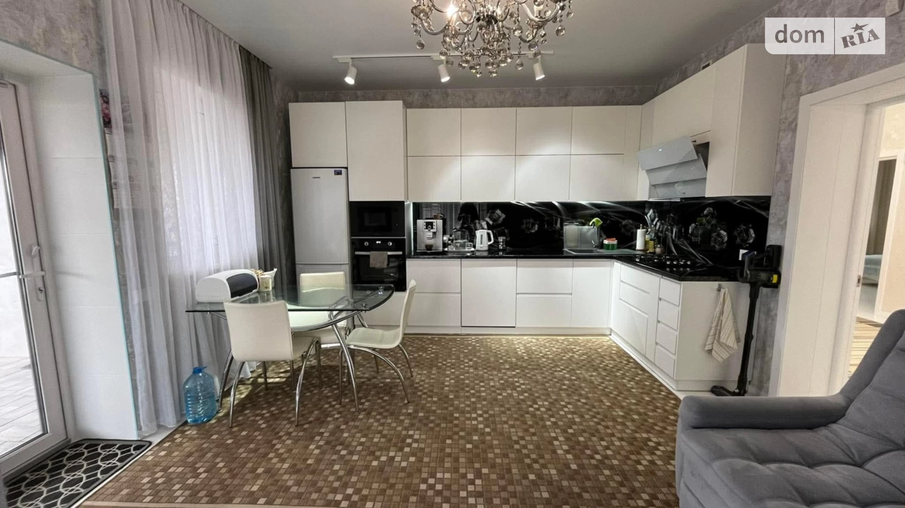 Продается одноэтажный дом 88.2 кв. м с мансардой, цена: 150000 $ - фото 2