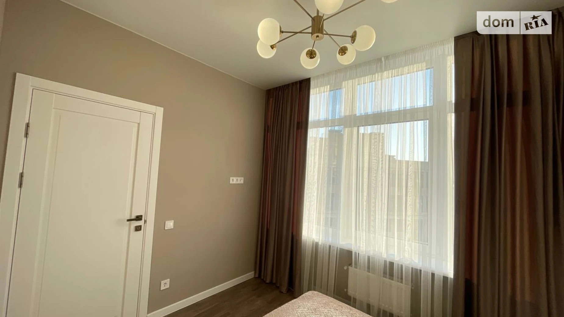 Продается 1-комнатная квартира 40 кв. м в Одессе, ул. Валерия Самофалова, 16А - фото 3