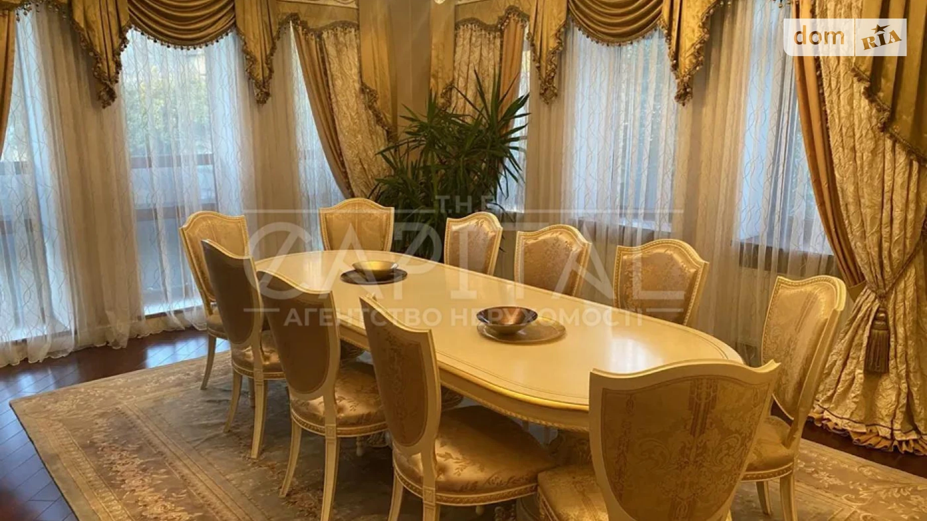 Сдается в аренду дом на 3 этажа 530 кв. м с камином, цена: 4000 € - фото 5