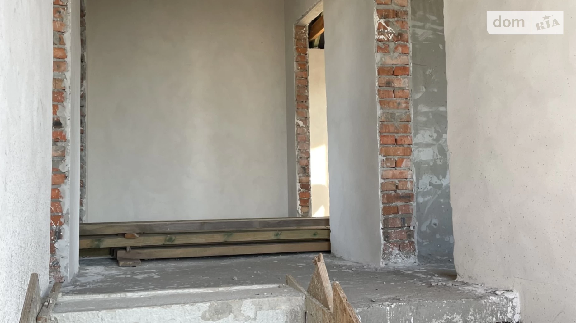 Продается дом на 2 этажа 160 кв. м с подвалом, цена: 70000 $ - фото 3