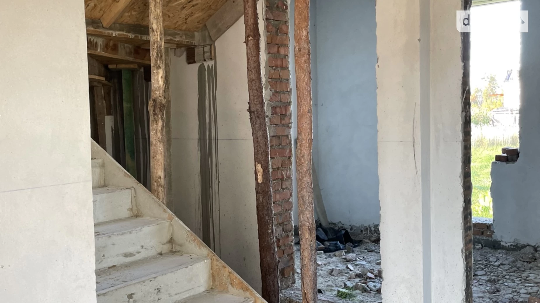 Продается дом на 2 этажа 160 кв. м с подвалом, цена: 70000 $ - фото 4